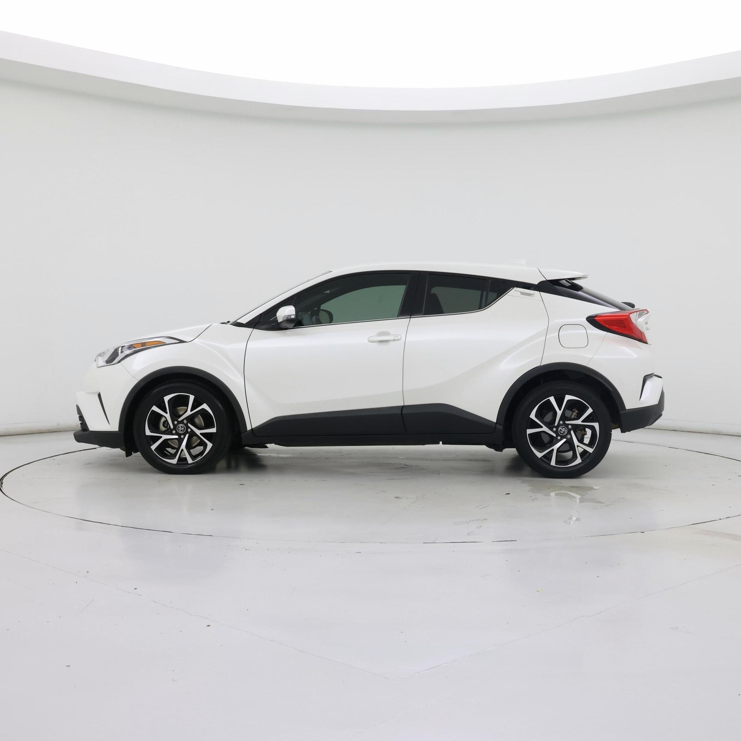 Thumbnail: 2019 Toyota C-HR - 3