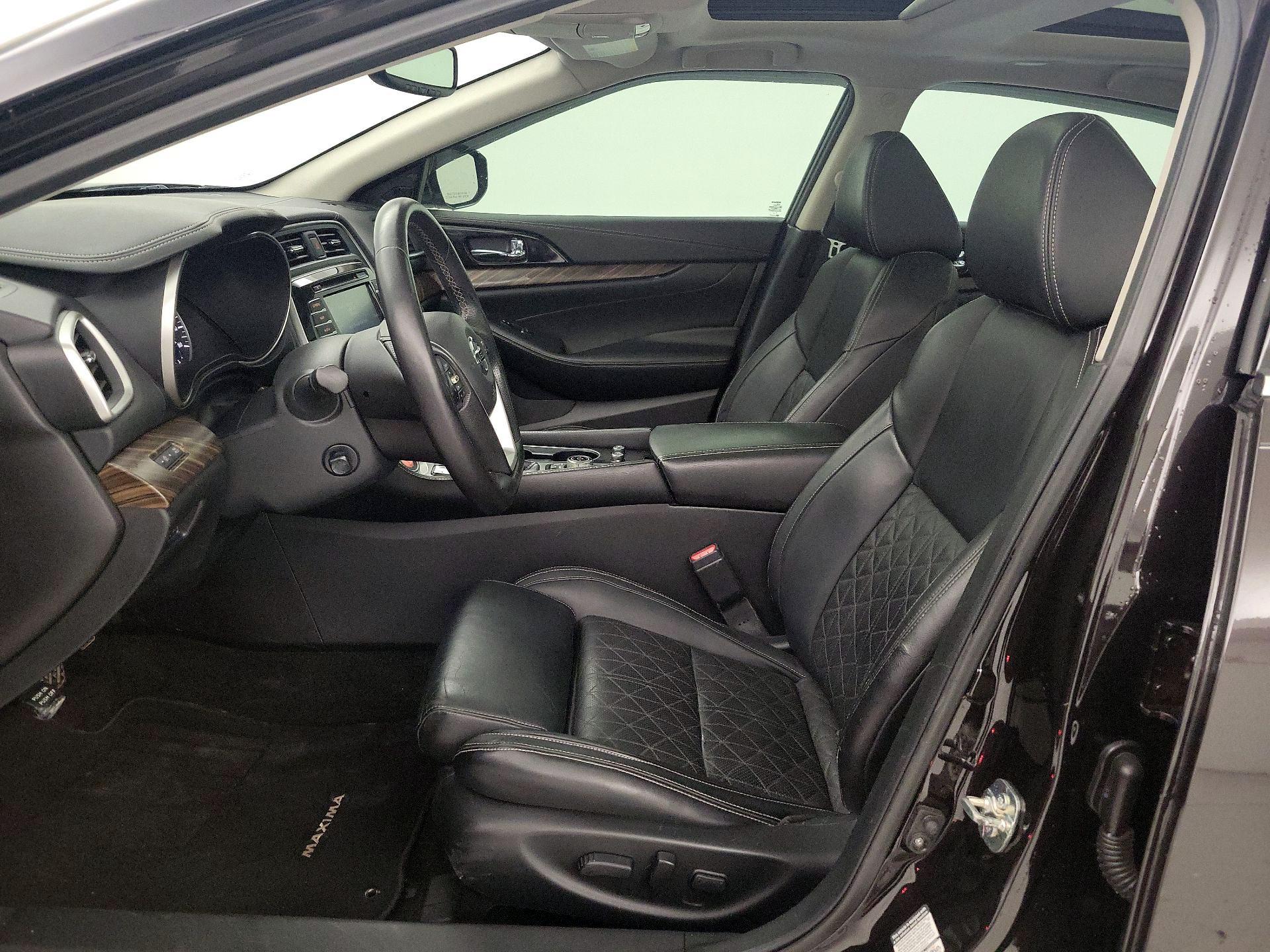 Thumbnail: 2016 Nissan Maxima - 11