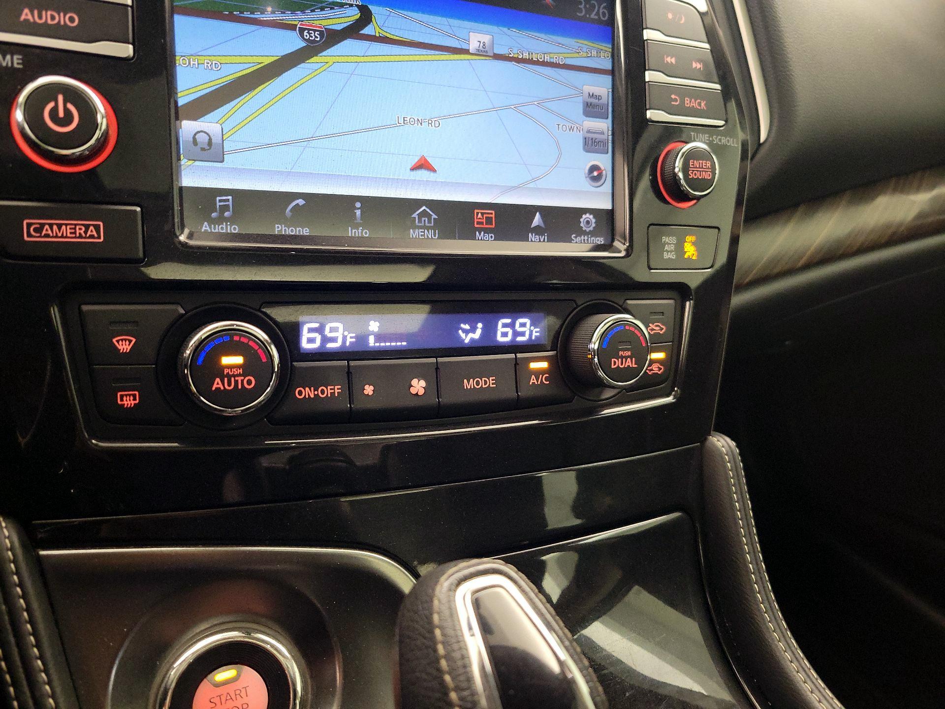 Thumbnail: 2016 Nissan Maxima - 17