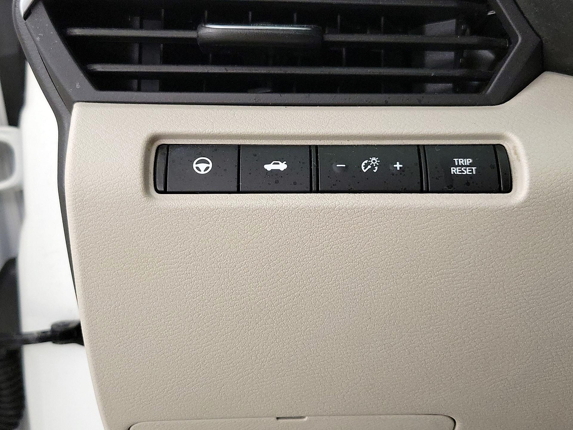 Thumbnail: 2023 Nissan Altima - 13