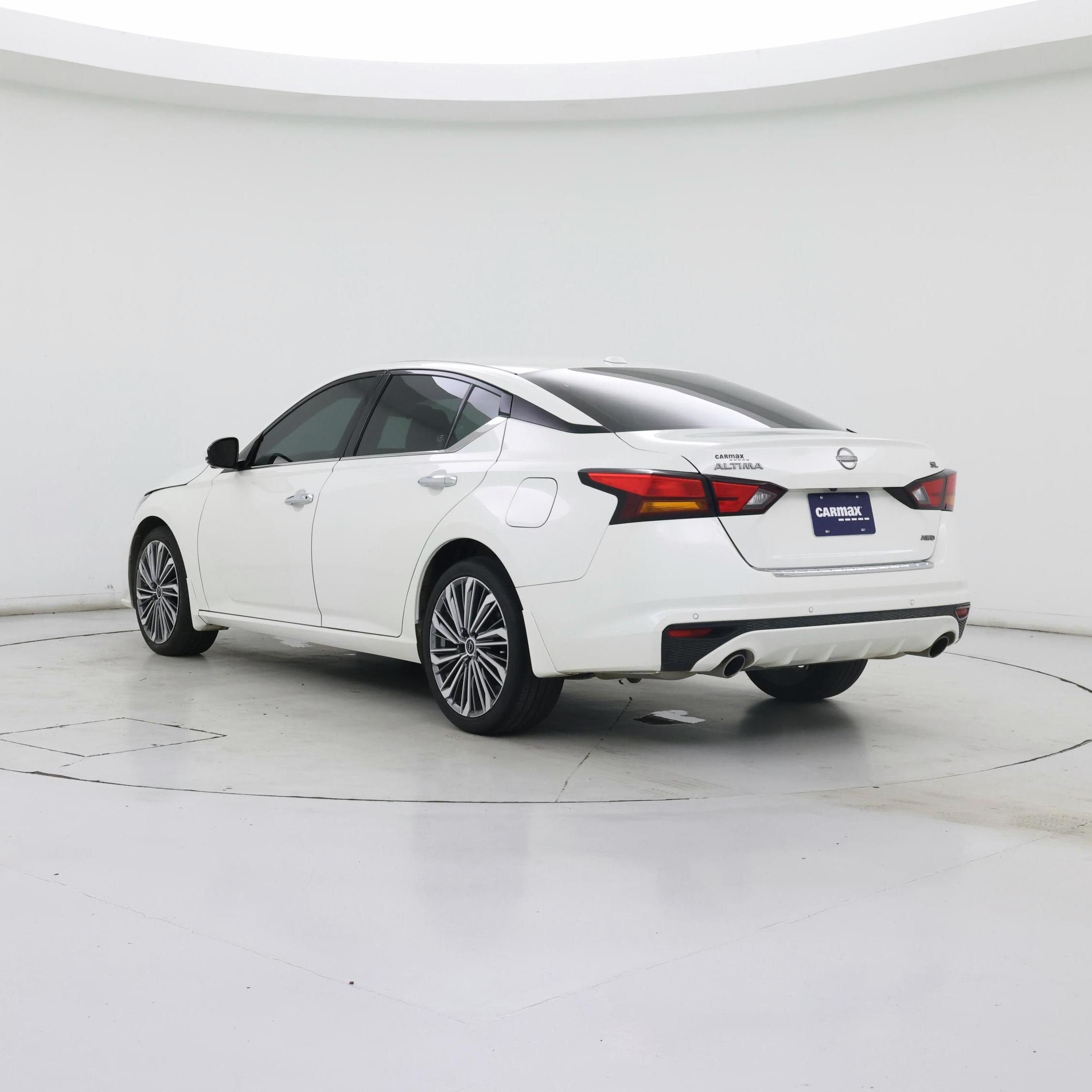 Thumbnail: 2023 Nissan Altima - 2