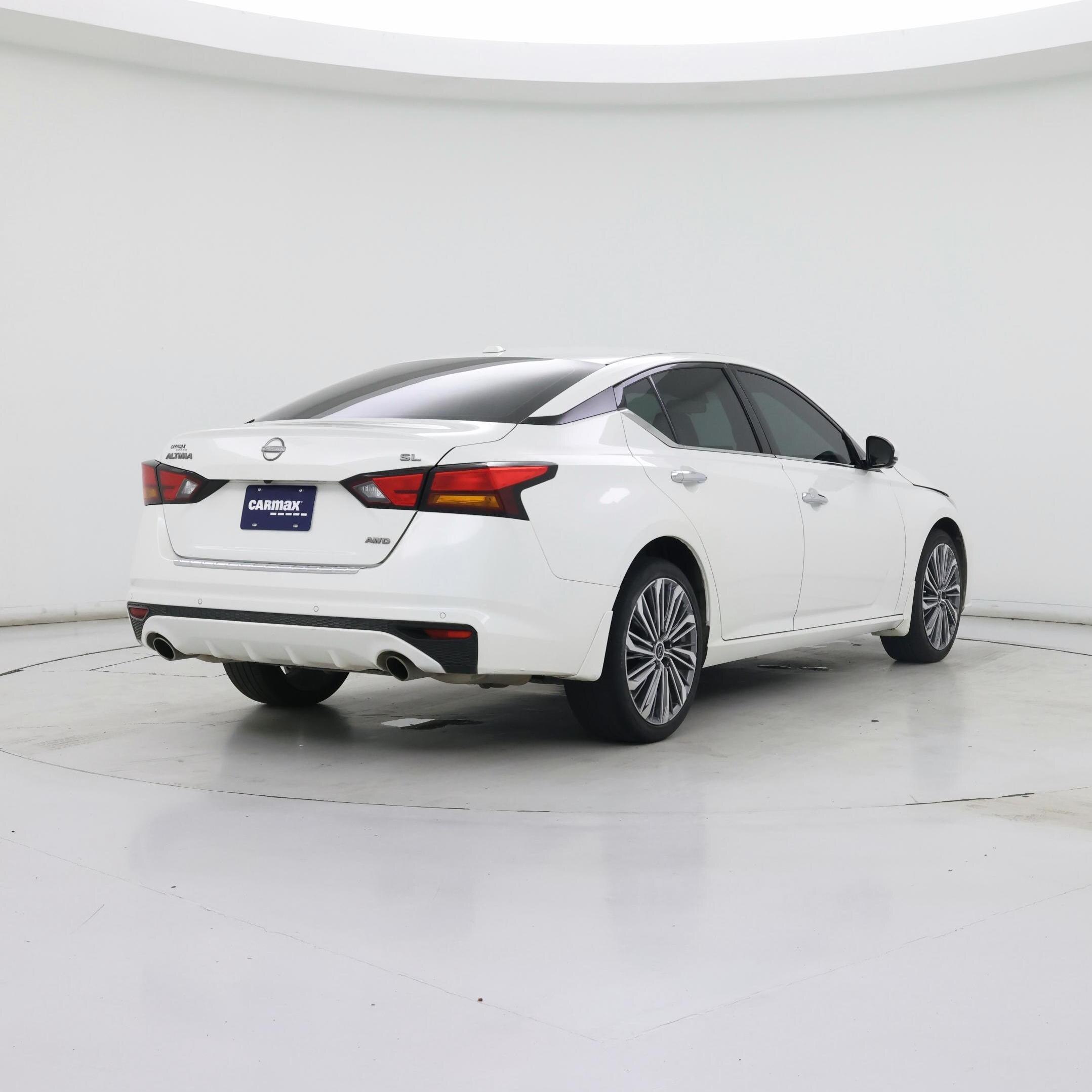 Thumbnail: 2023 Nissan Altima - 8