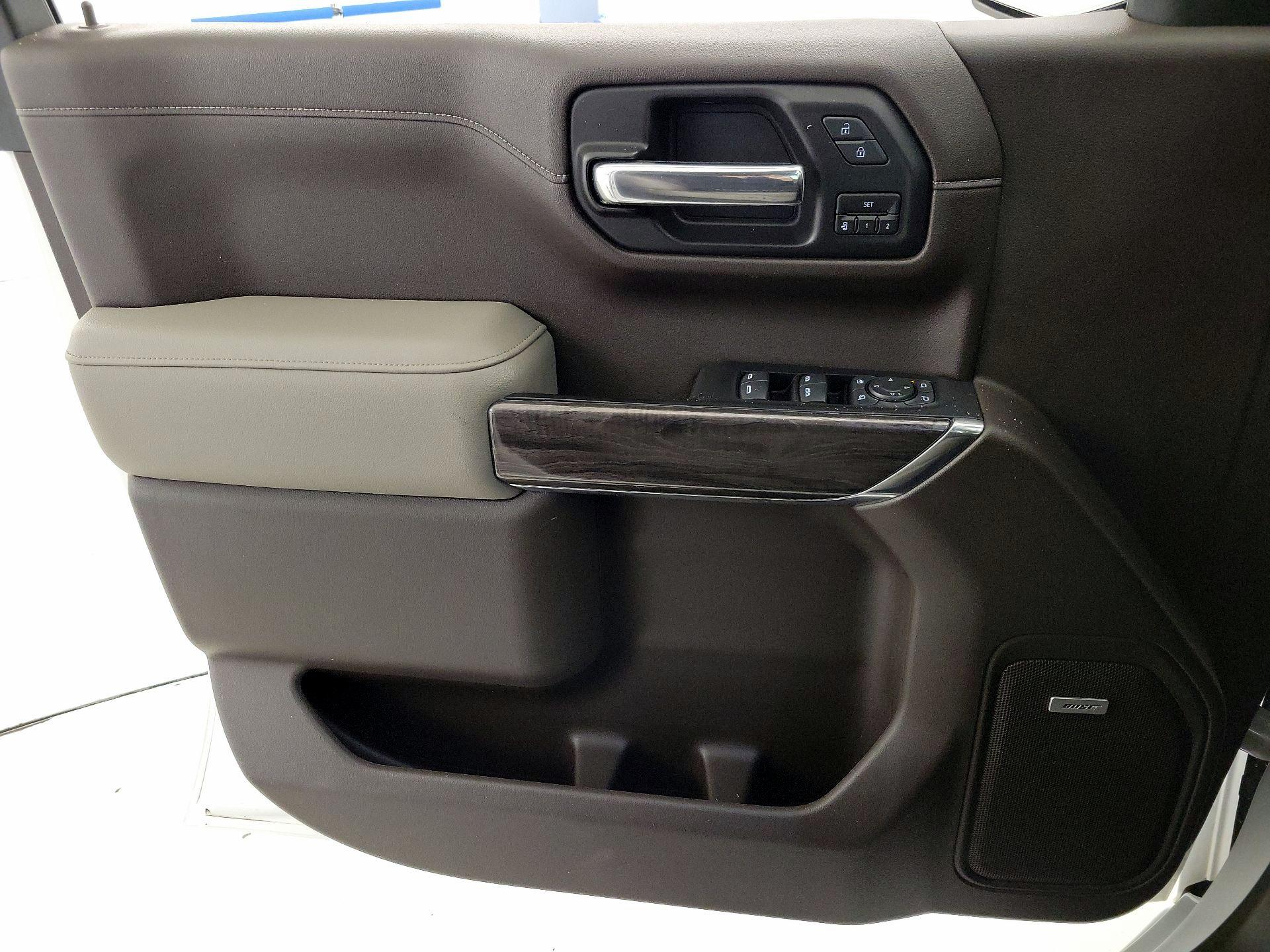 Thumbnail: 2019 Chevrolet Silverado 1500 - 12