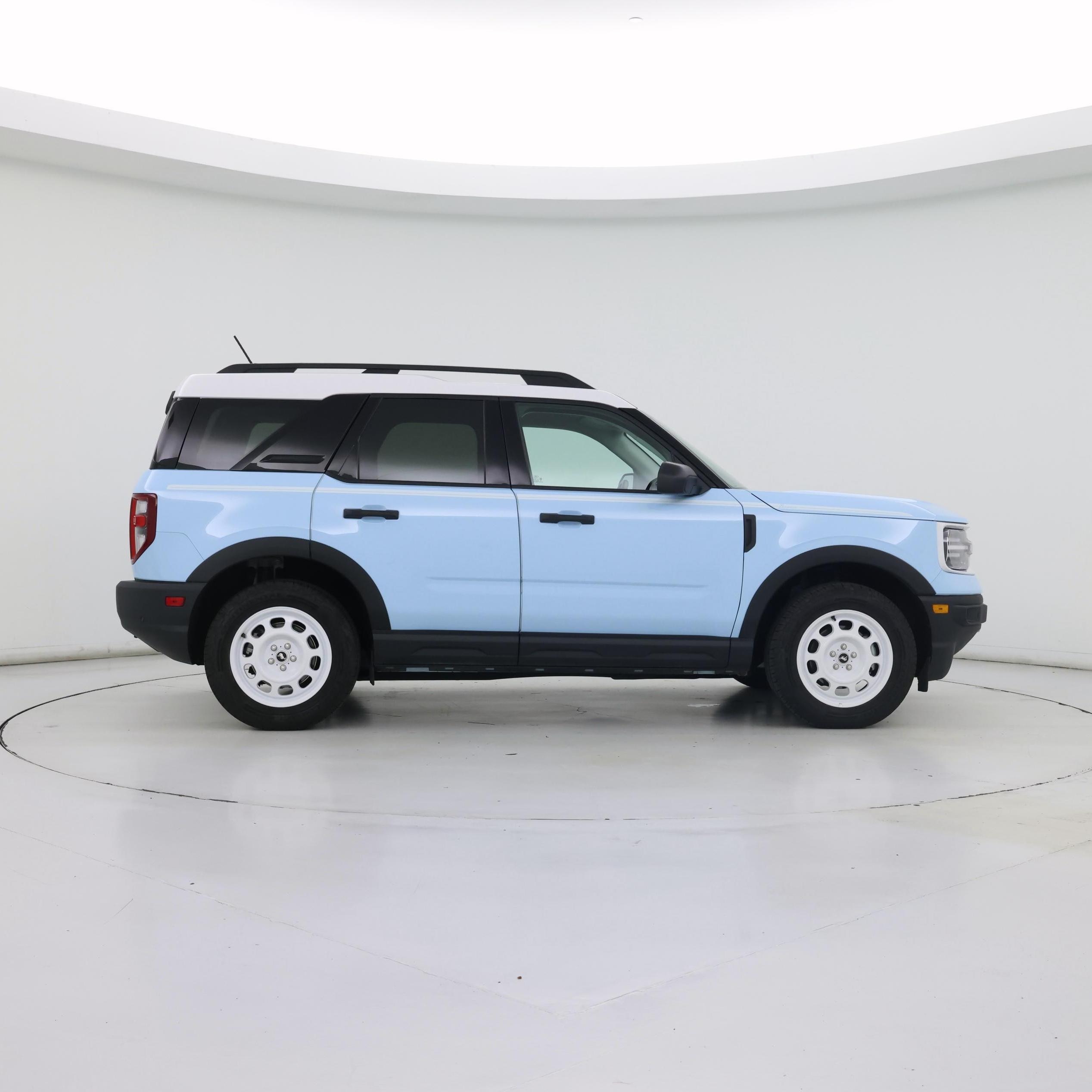 Thumbnail: 2023 Ford Bronco Sport - 7