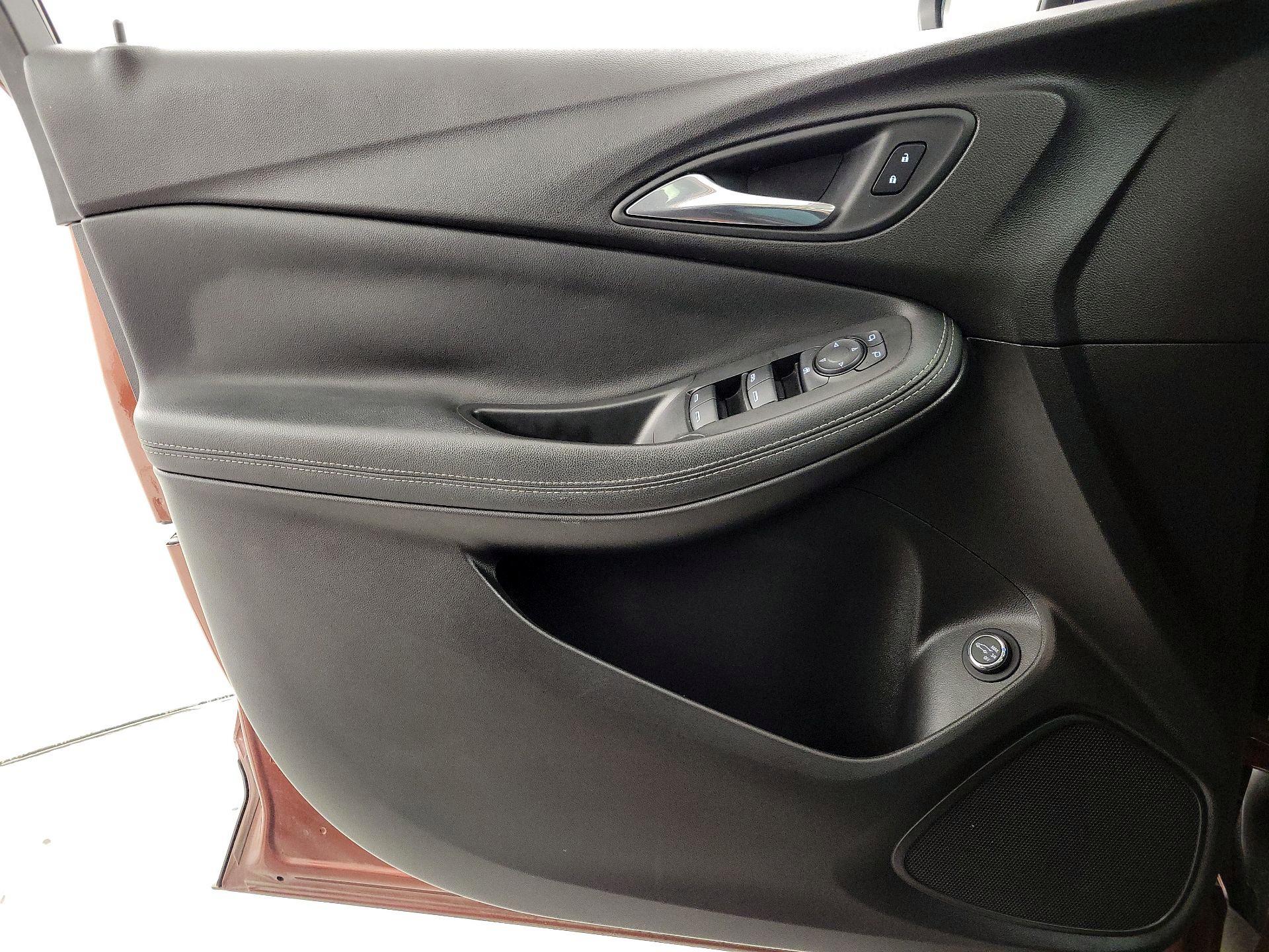 Thumbnail: 2021 Buick Encore GX - 12