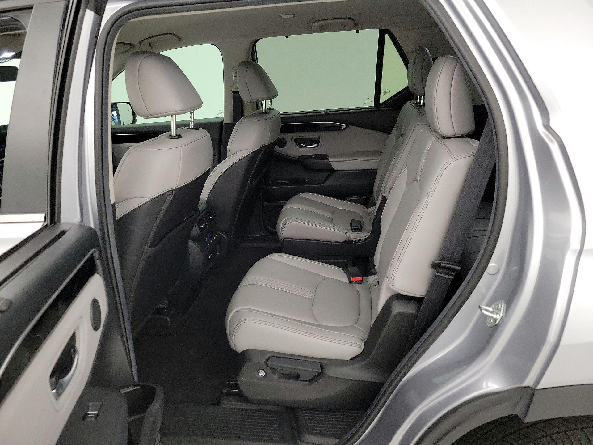Thumbnail: 2024 Honda Pilot - 19