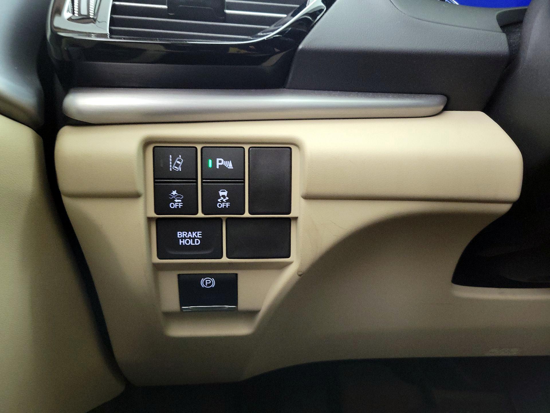 Thumbnail: 2021 Acura RDX - 13