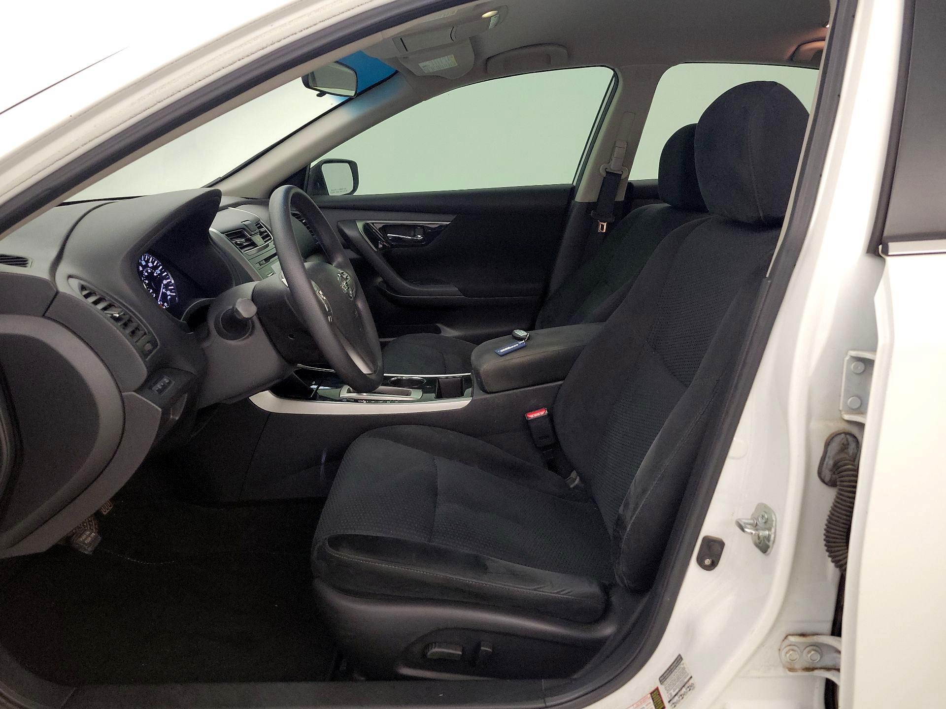 Thumbnail: 2014 Nissan Altima - 11