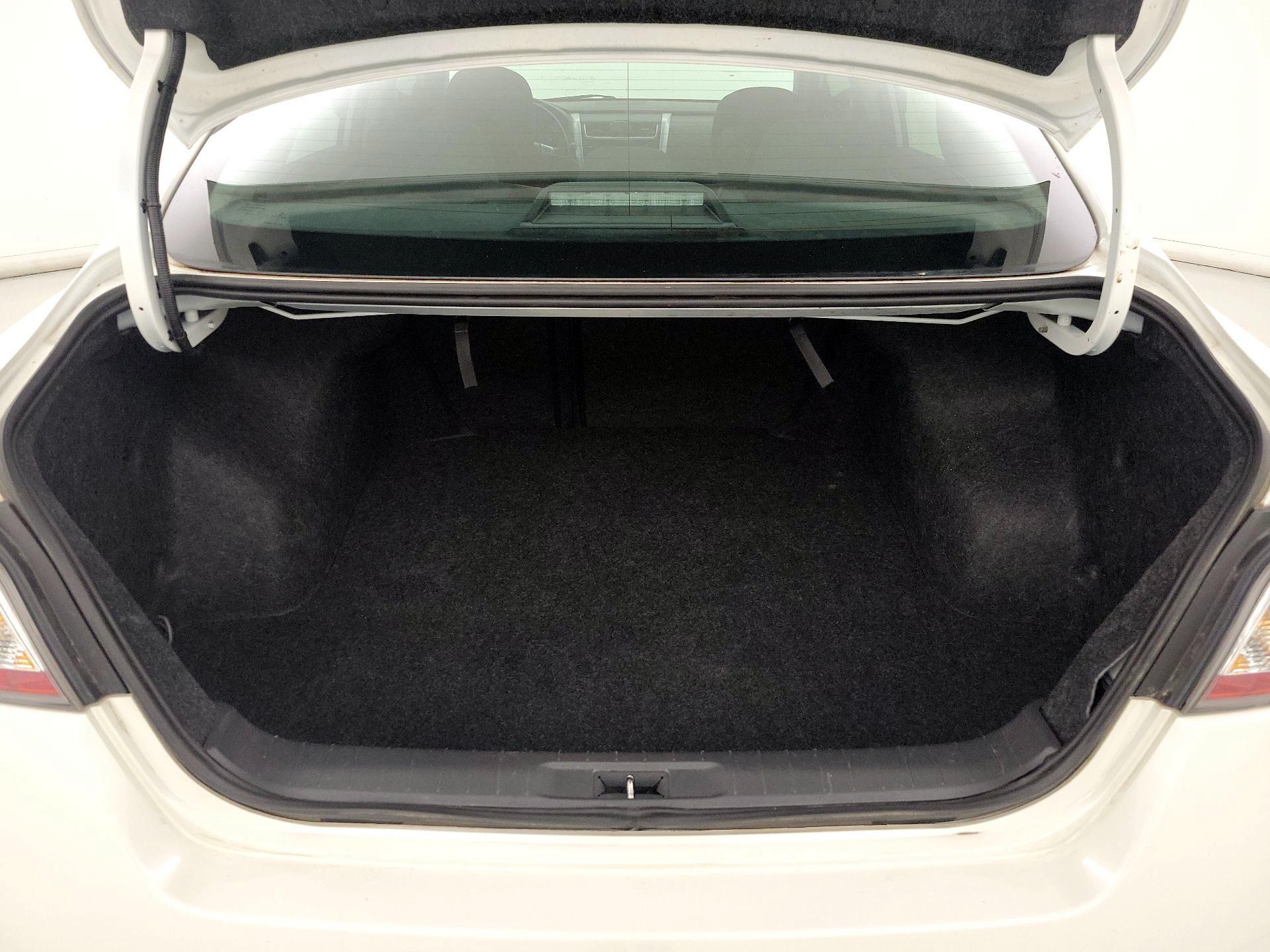 Thumbnail: 2014 Nissan Altima - 19