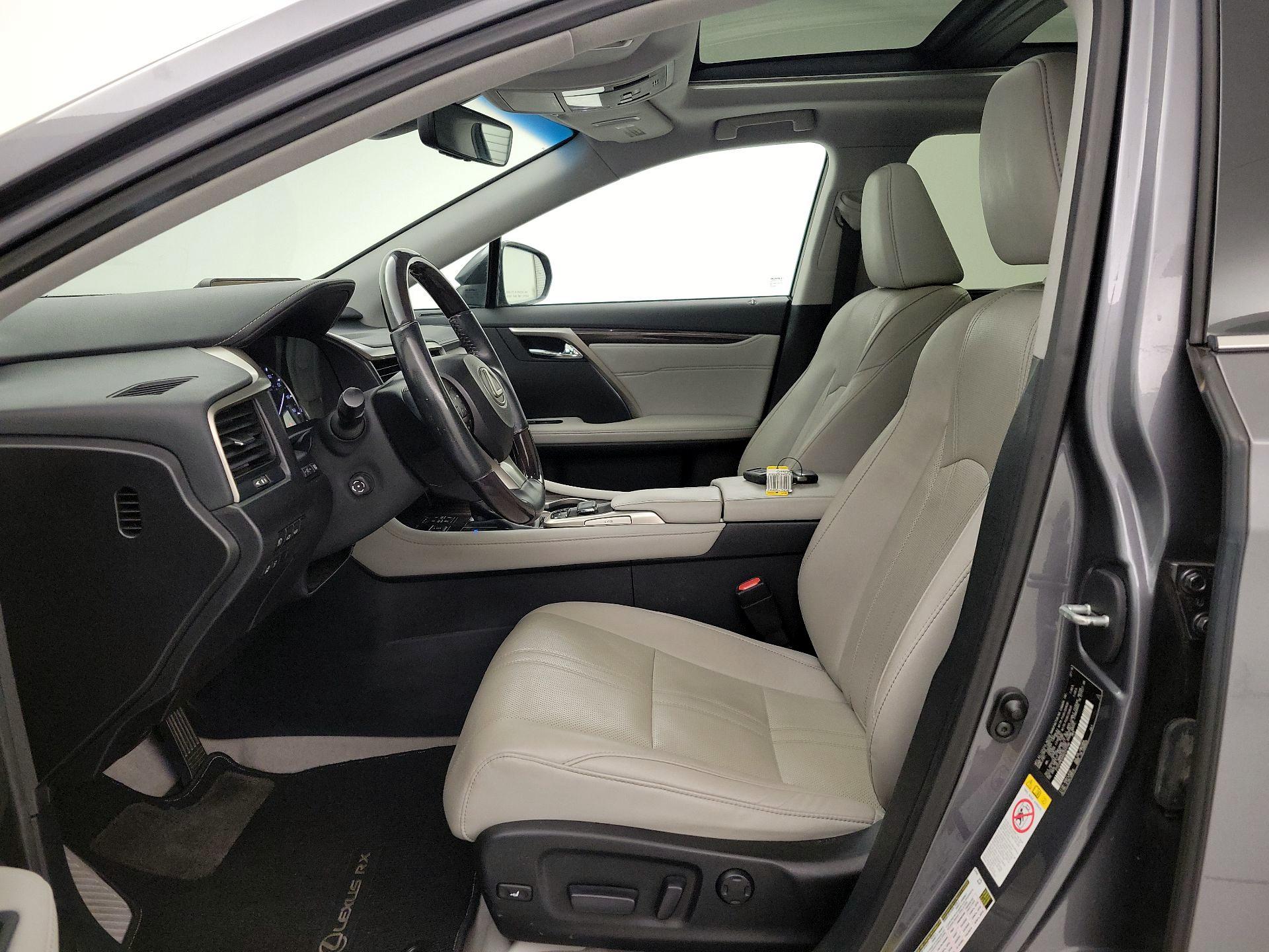 Thumbnail: 2016 Lexus RX - 11