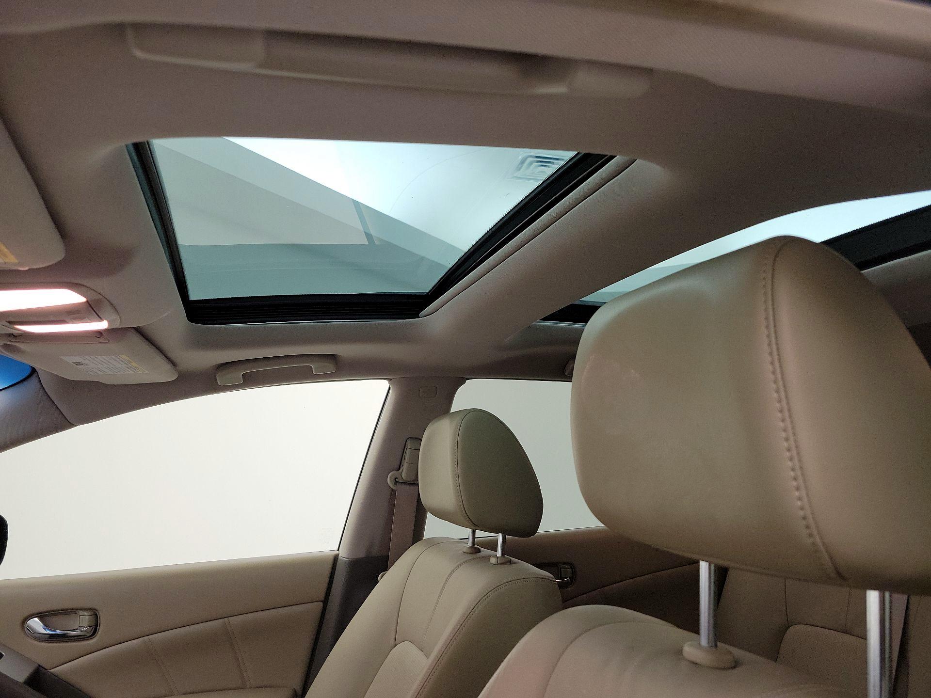 Thumbnail: 2014 Nissan Murano - 18