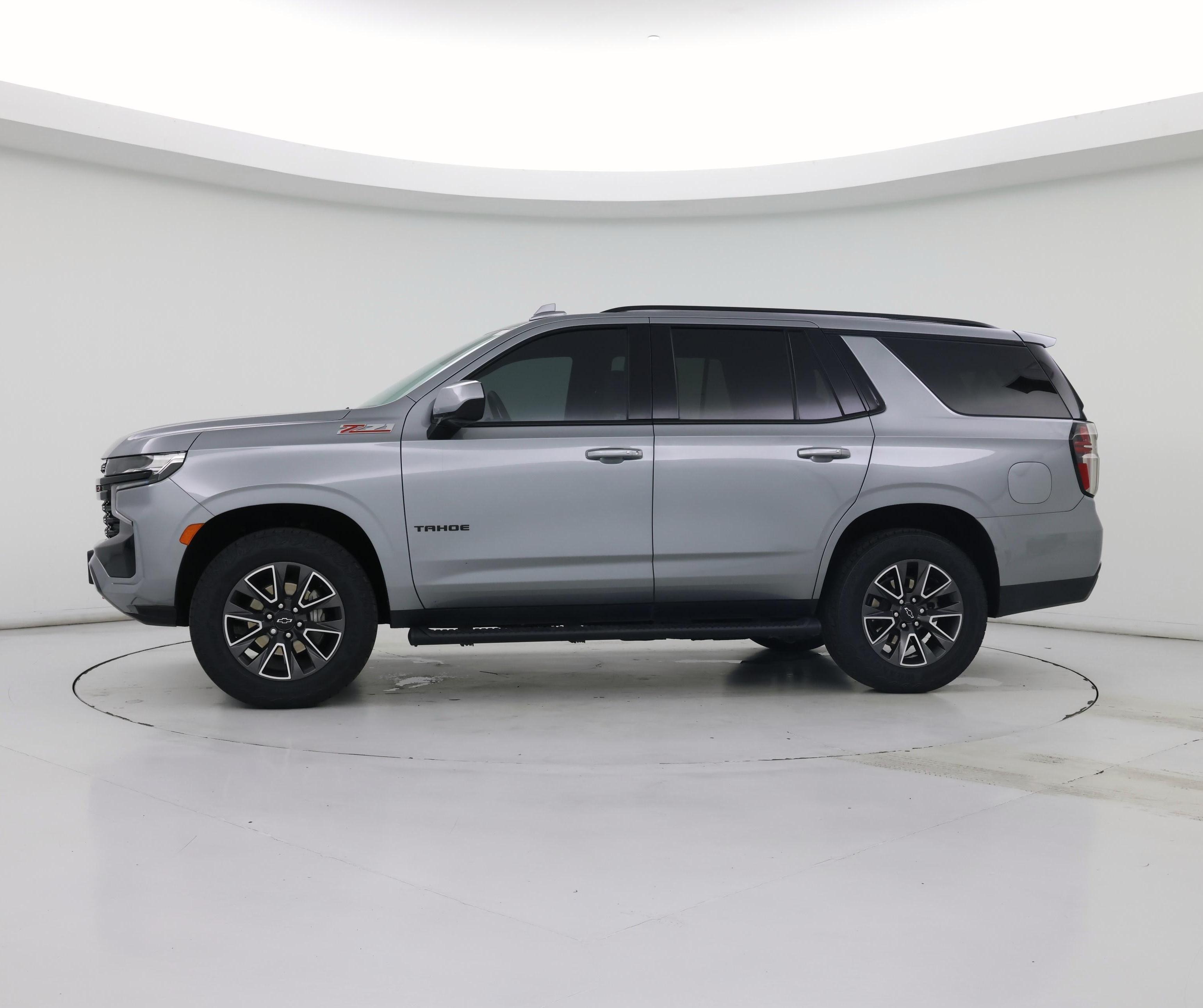 Thumbnail: 2024 Chevrolet Tahoe - 3