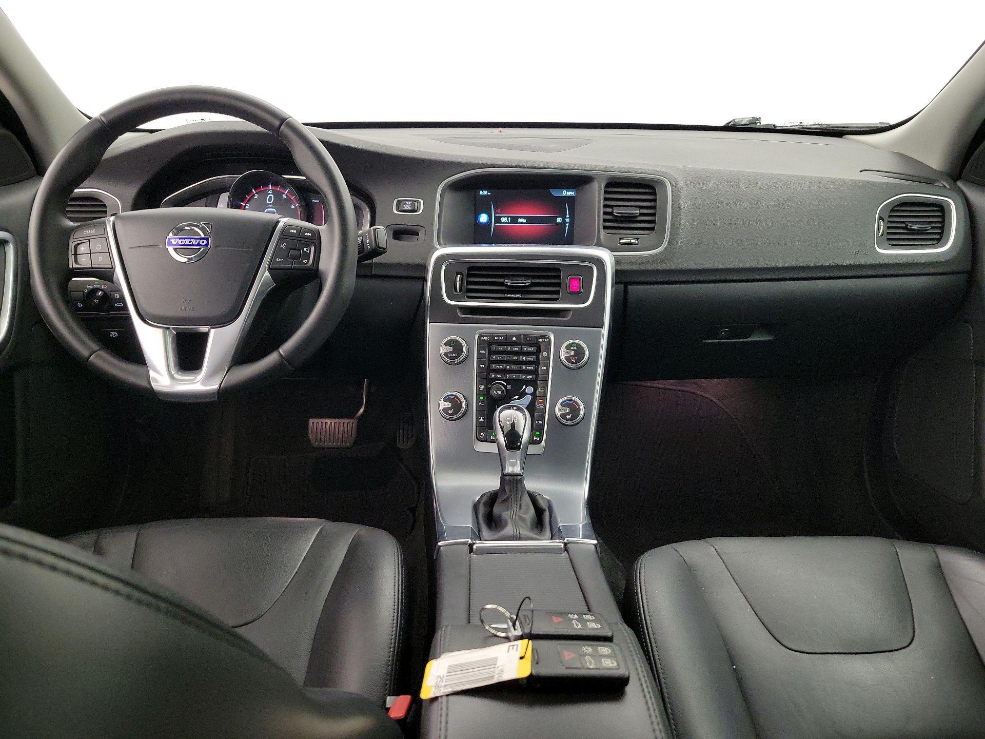 Thumbnail: 2017 Volvo S60 - 9