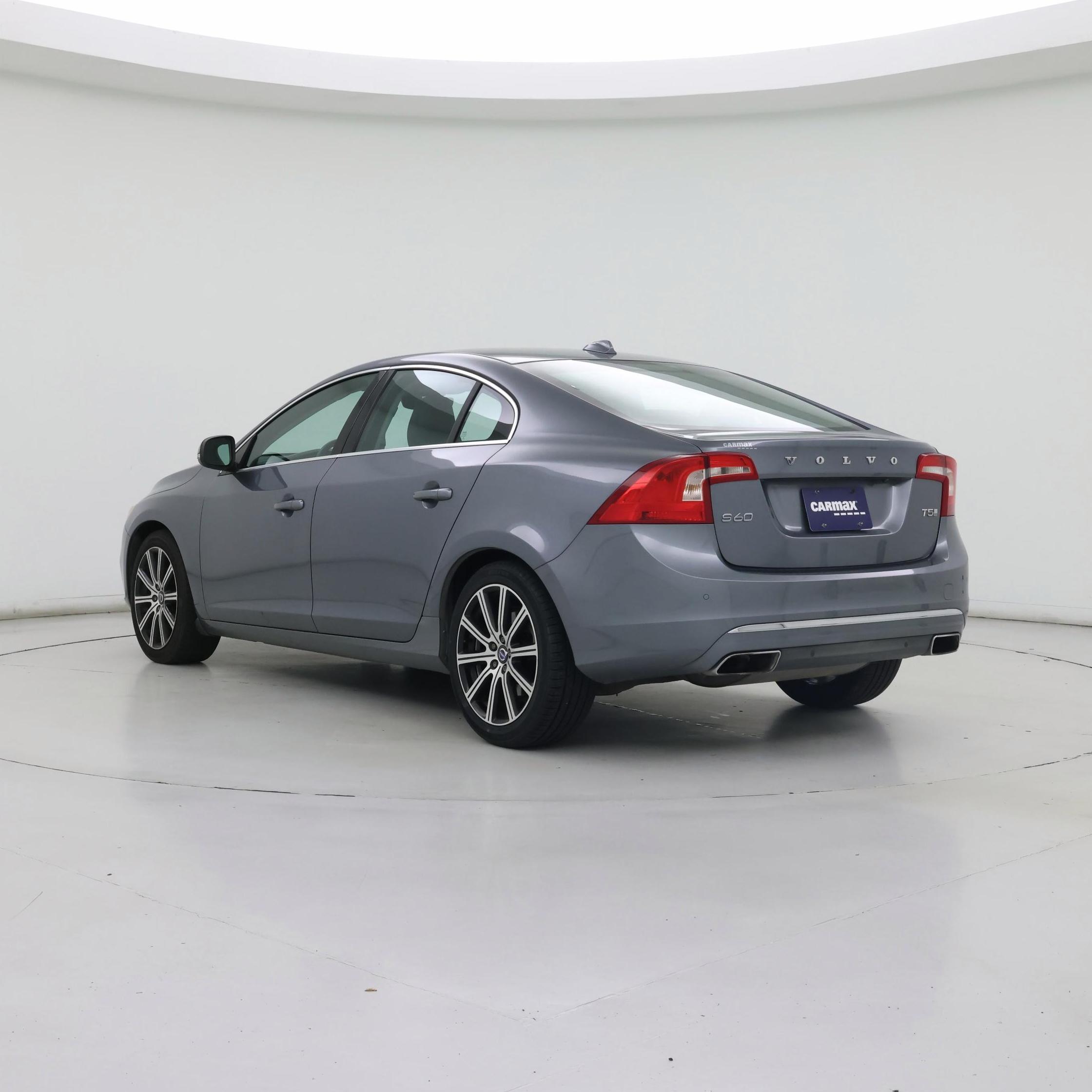 Thumbnail: 2017 Volvo S60 - 2