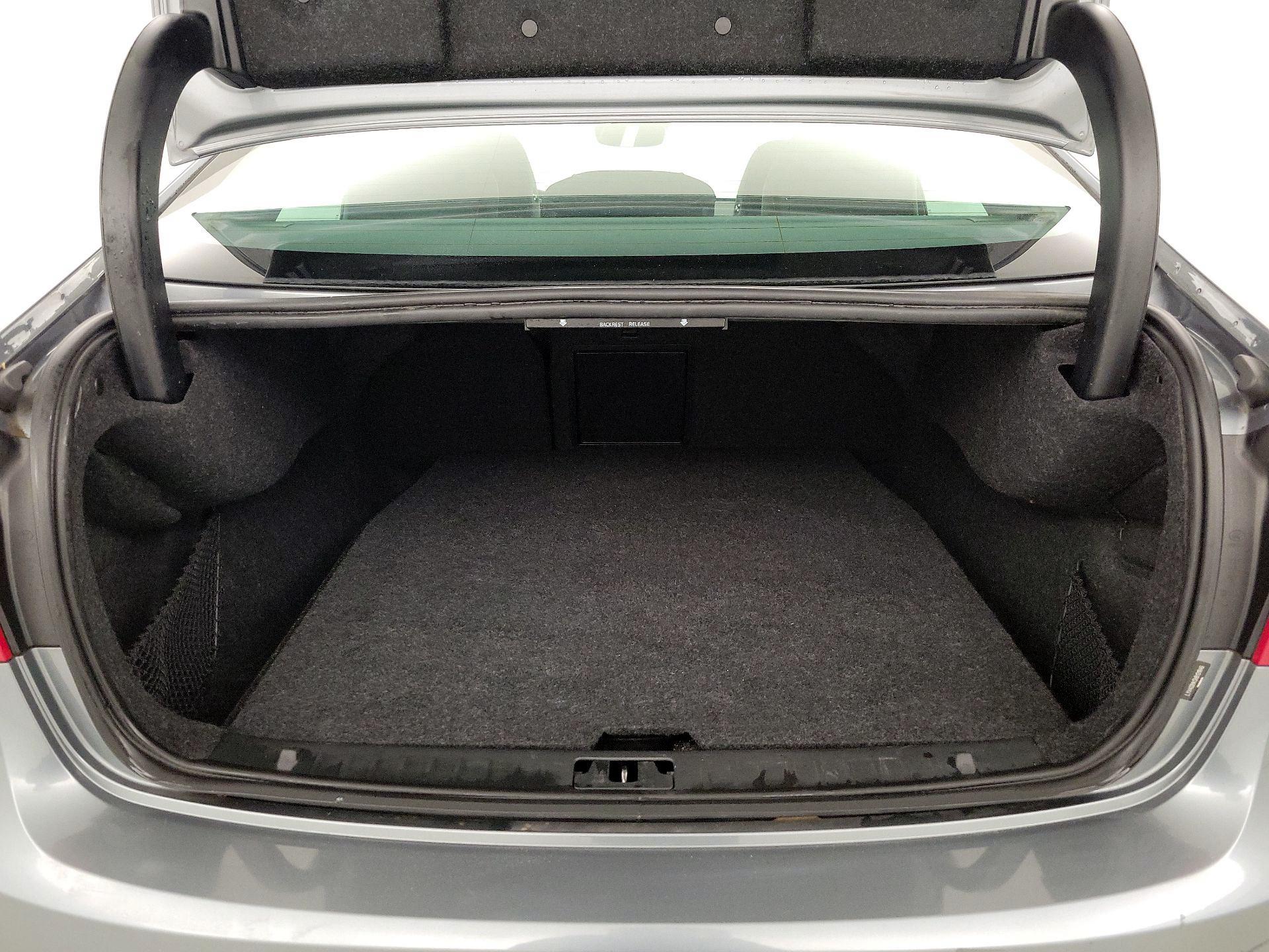 Thumbnail: 2017 Volvo S60 - 20