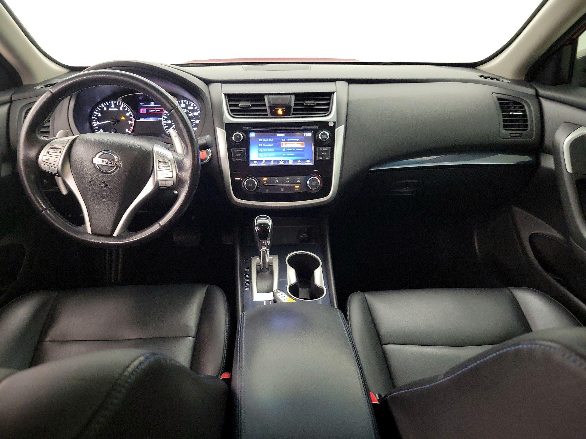 Thumbnail: 2018 Nissan Altima - 9