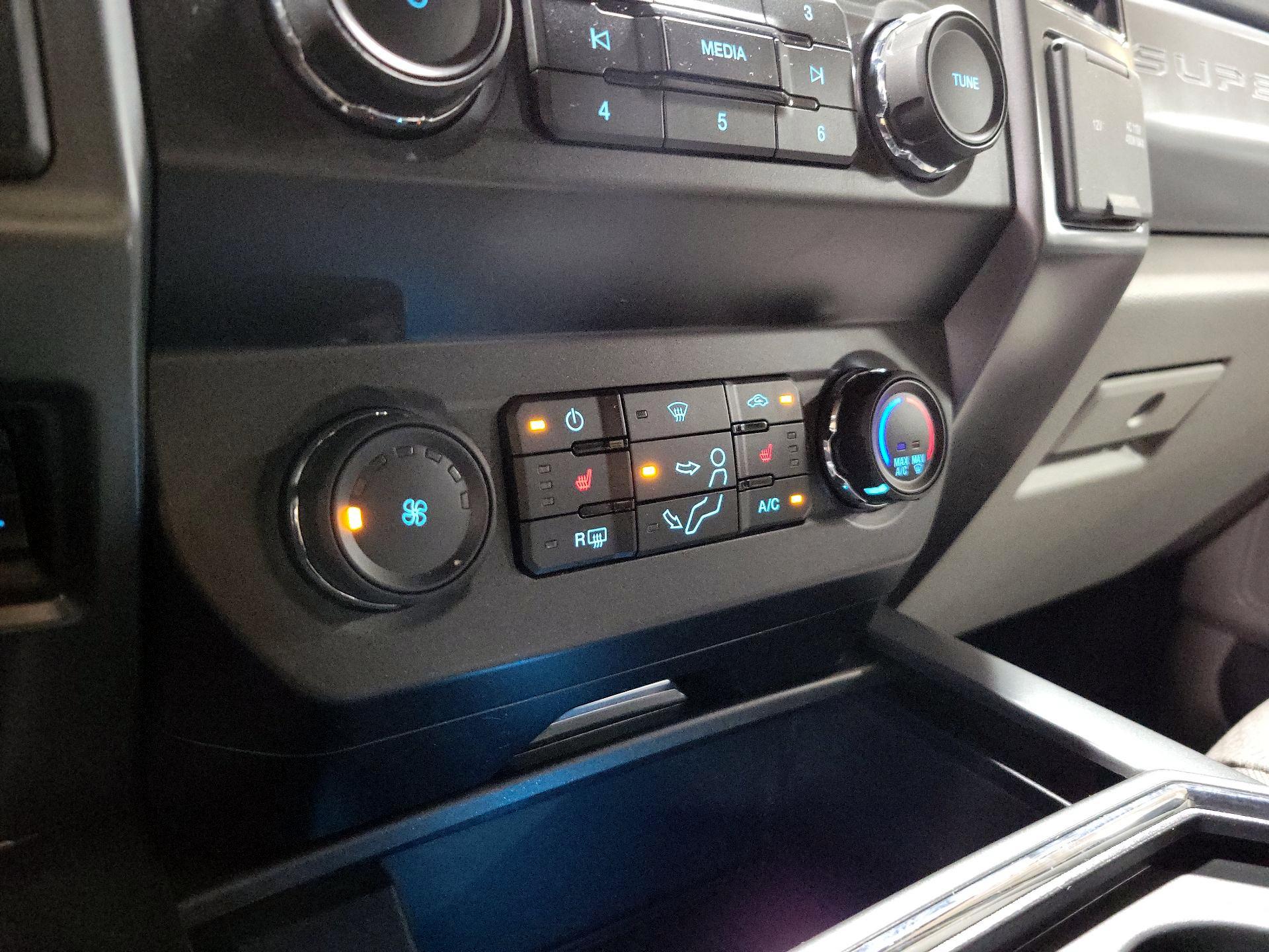 Thumbnail: 2021 Ford F-250 - 16