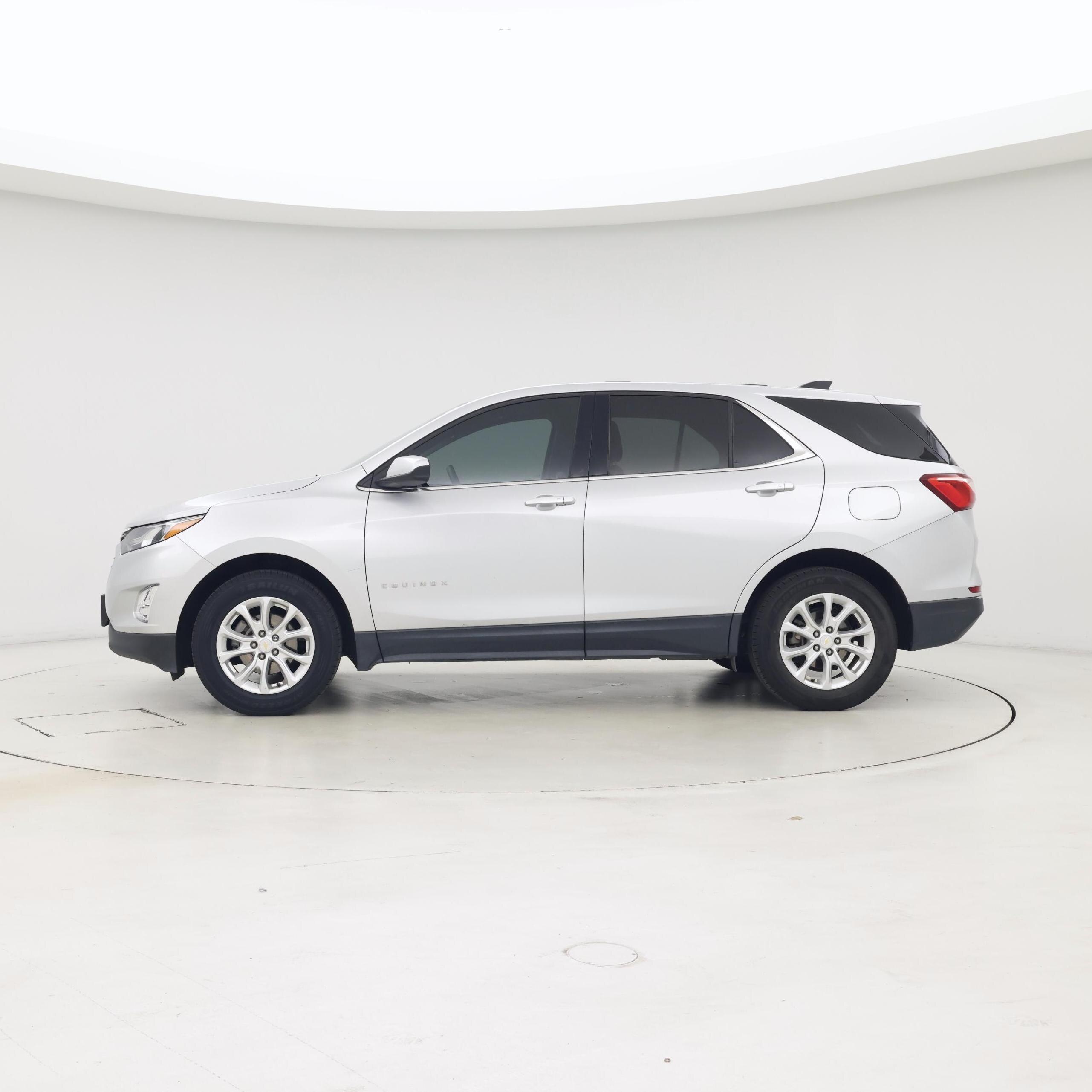 Thumbnail: 2019 Chevrolet Equinox - 3