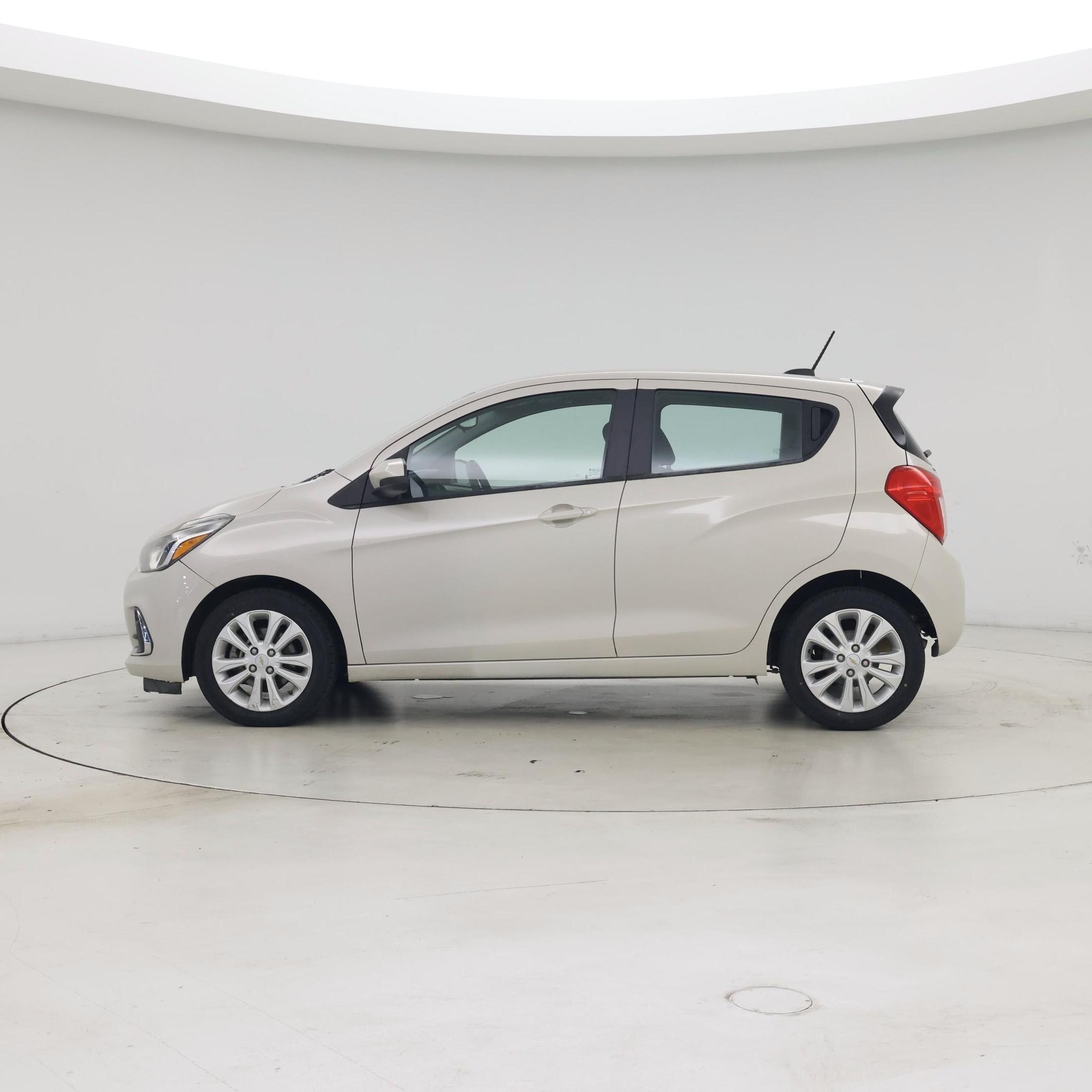 Thumbnail: 2017 Chevrolet Spark - 3