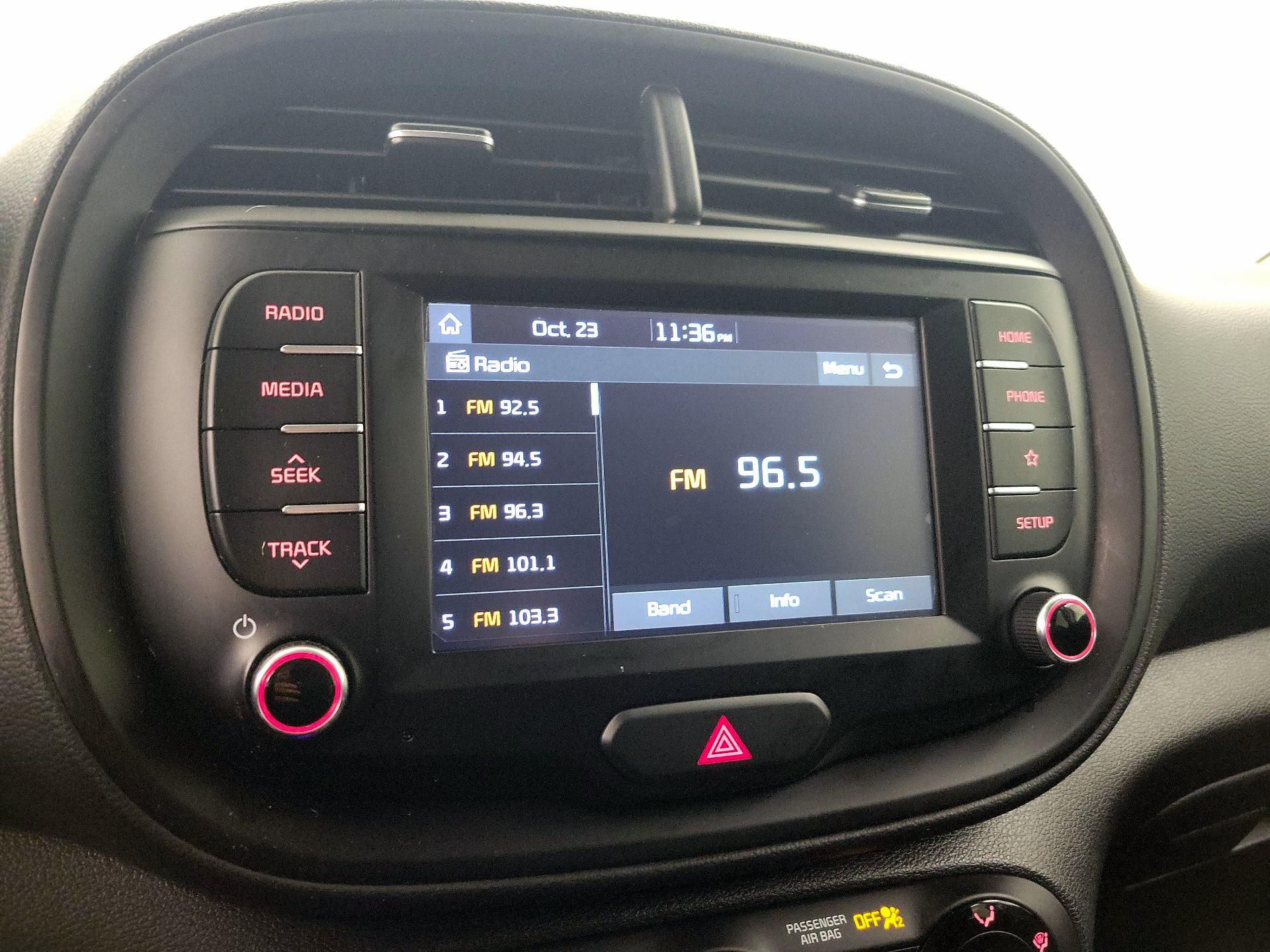 Thumbnail: 2020 Kia Soul - 15