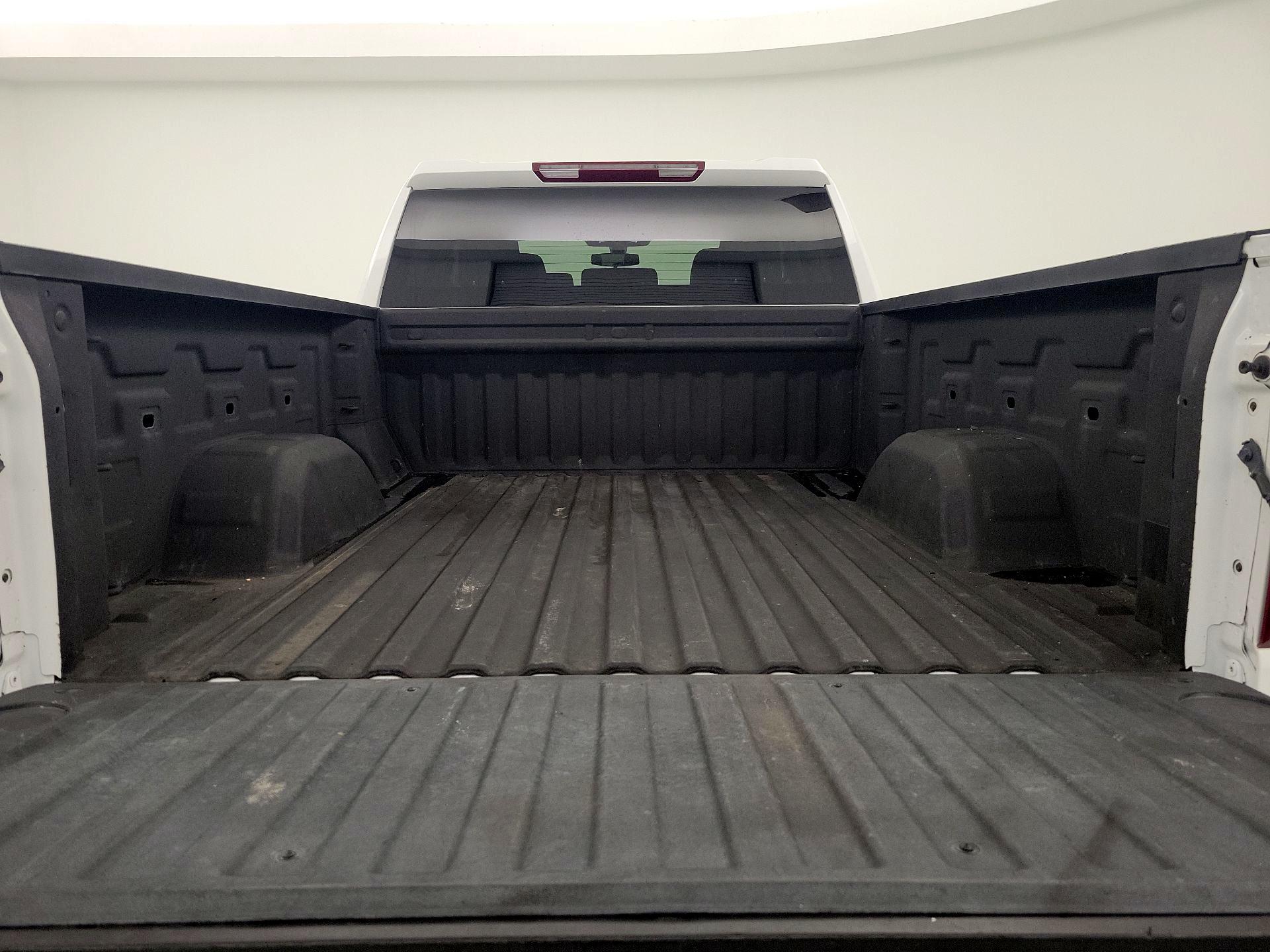 Thumbnail: 2022 Chevrolet Silverado 1500 - 19