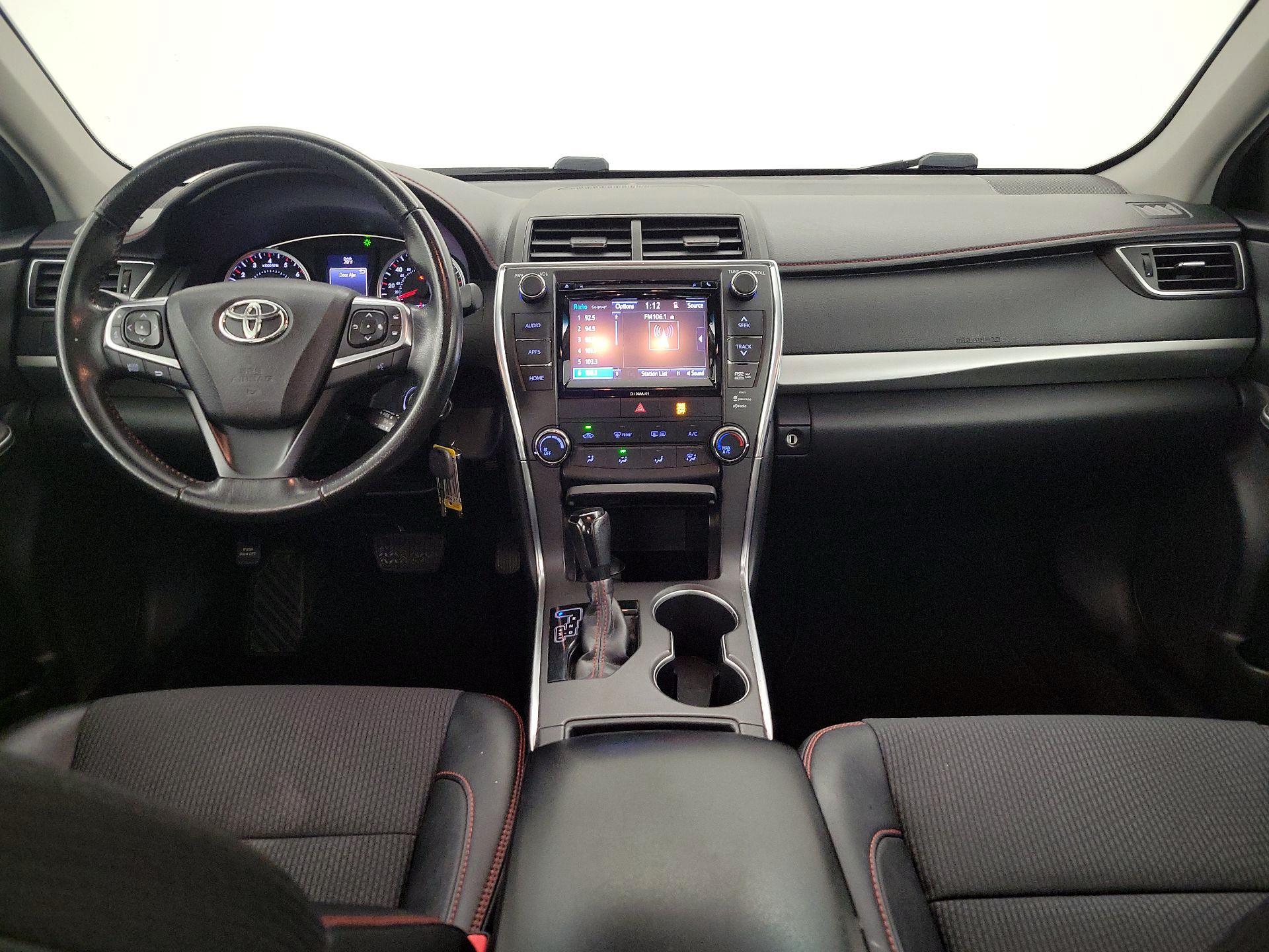 Thumbnail: 2016 Toyota Camry - 9