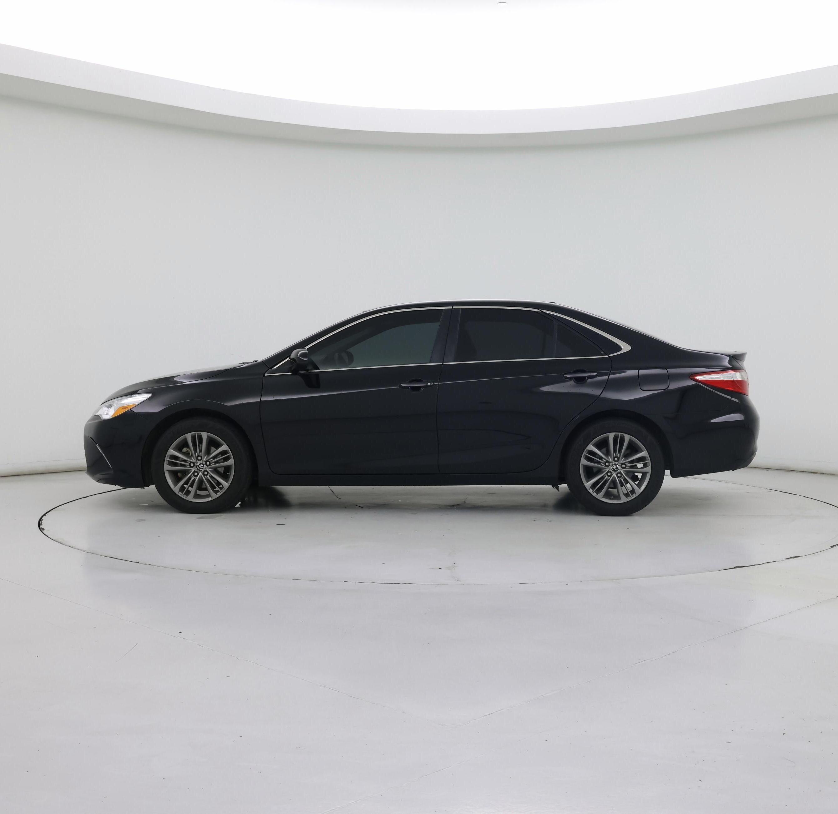 Thumbnail: 2015 Toyota Camry - 3