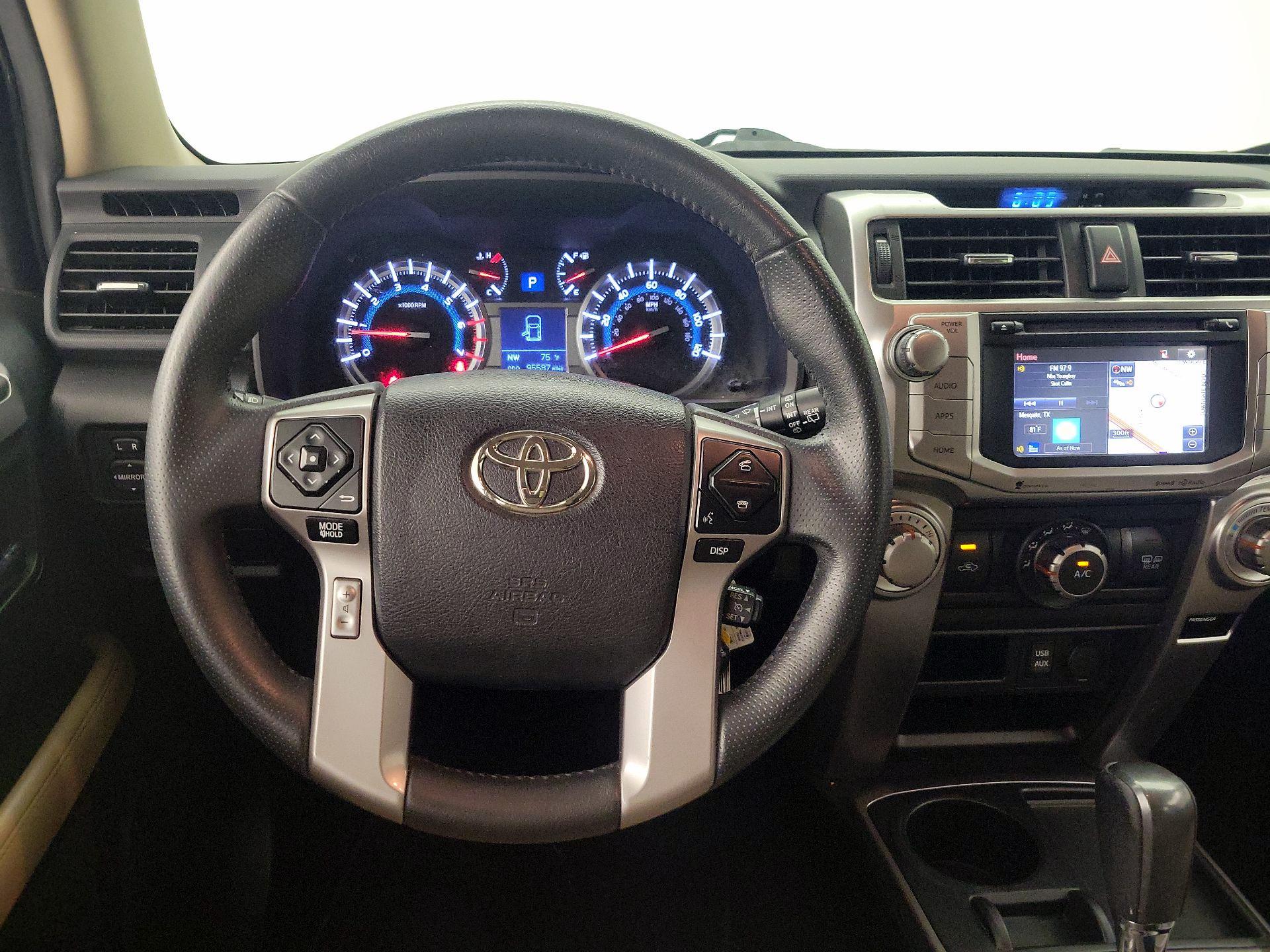Thumbnail: 2016 Toyota 4Runner - 10