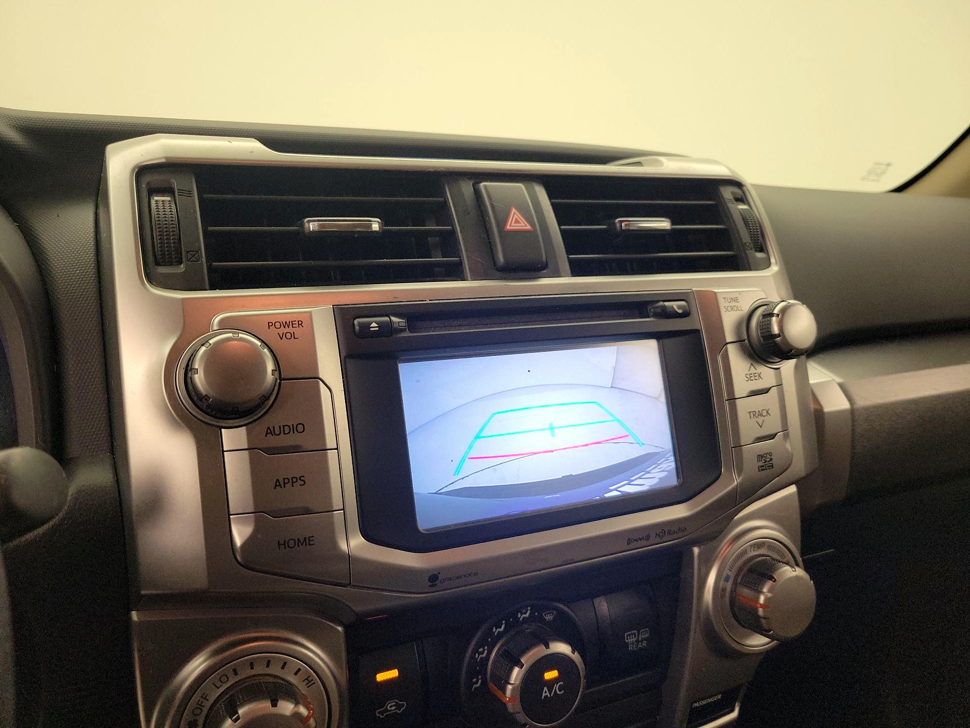 Thumbnail: 2016 Toyota 4Runner - 14