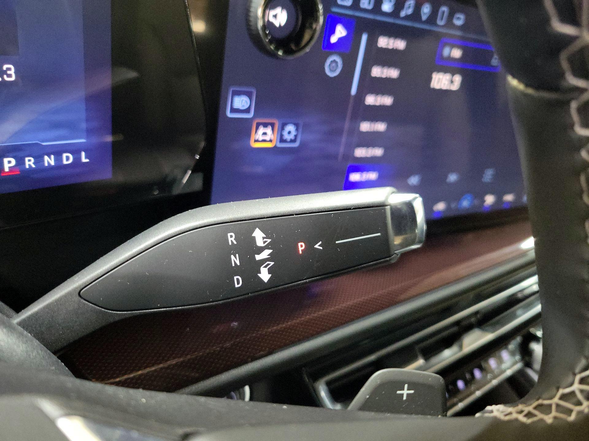 Thumbnail: 2025 Chevrolet Traverse - 17