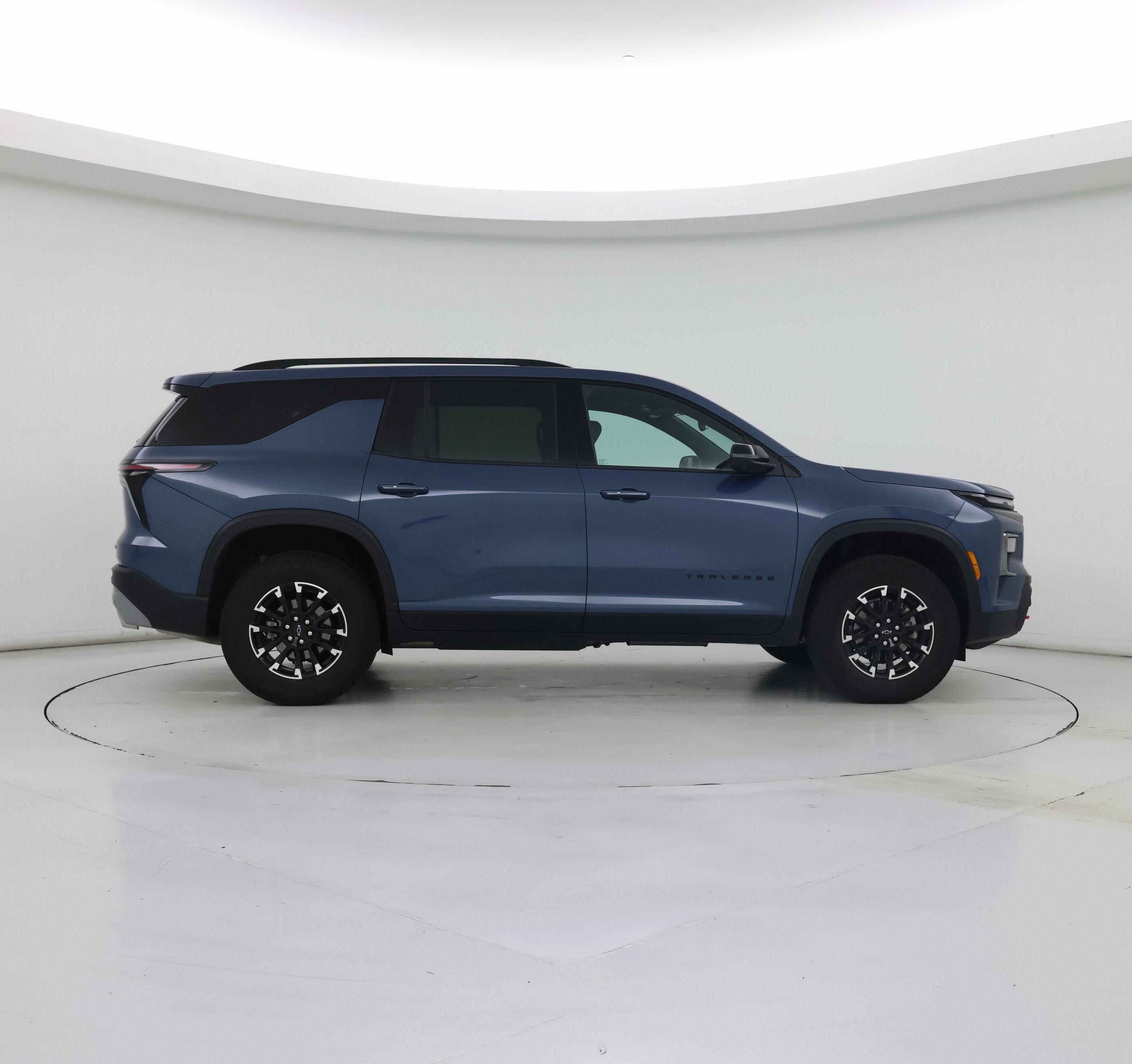 Thumbnail: 2025 Chevrolet Traverse - 7