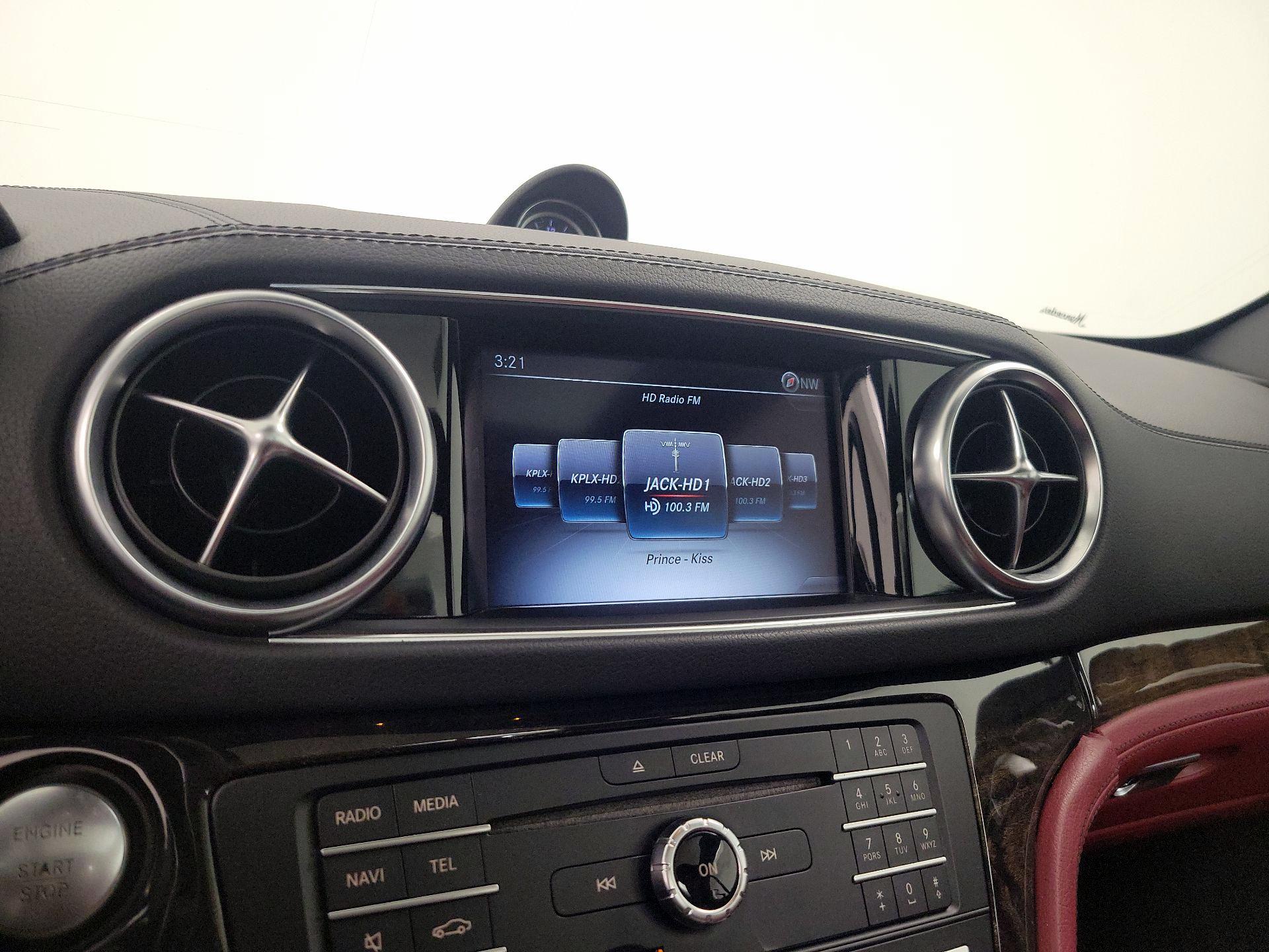 Thumbnail: 2019 Mercedes-Benz SL-Class - 16