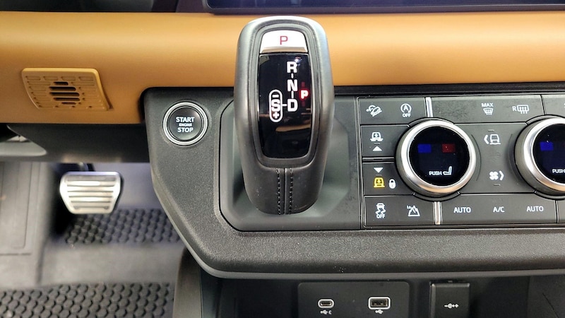 2021 Land Rover Defender 90 18
