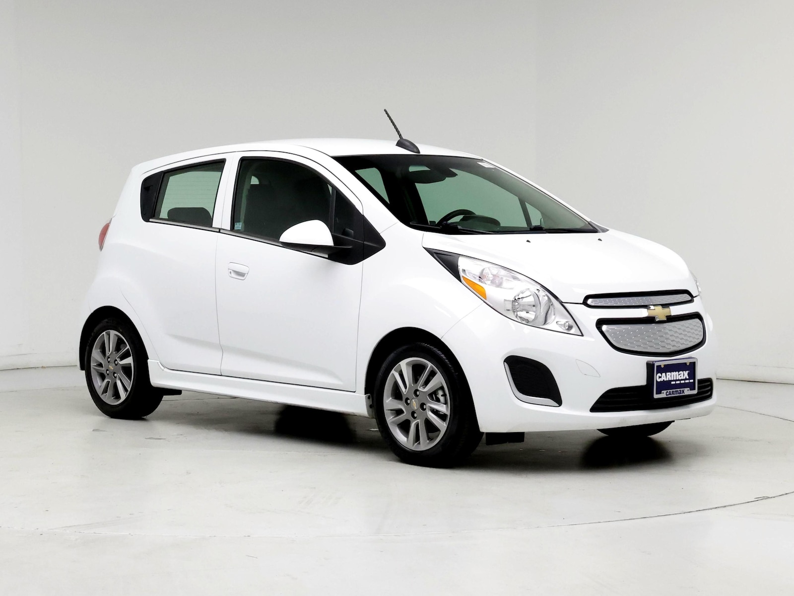 Used 2016 Chevrolet Spark 2LT with VIN KL8CL6S00GC649674 for sale in Kenosha, WI