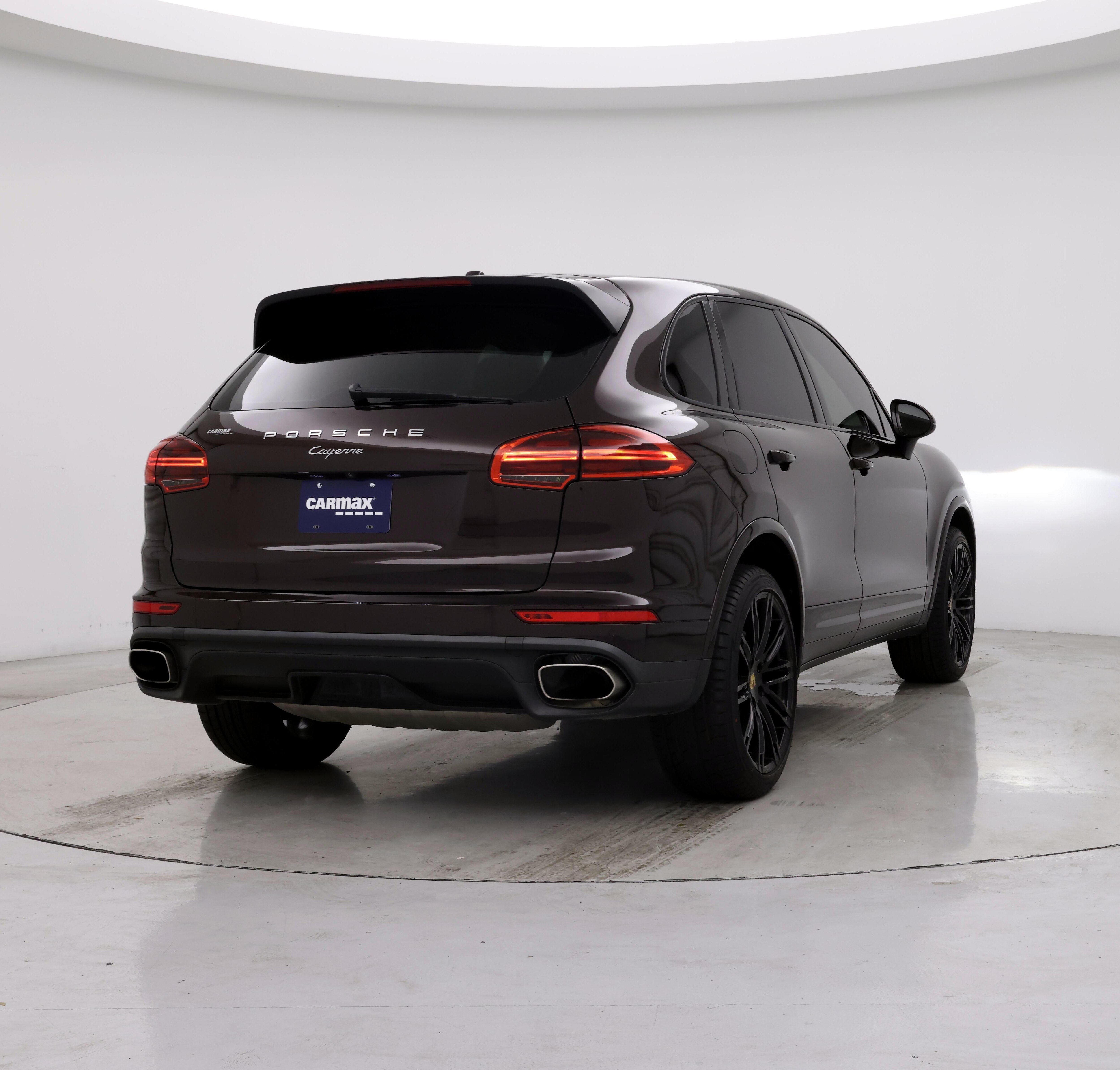 Thumbnail: 2017 Porsche Cayenne - 8