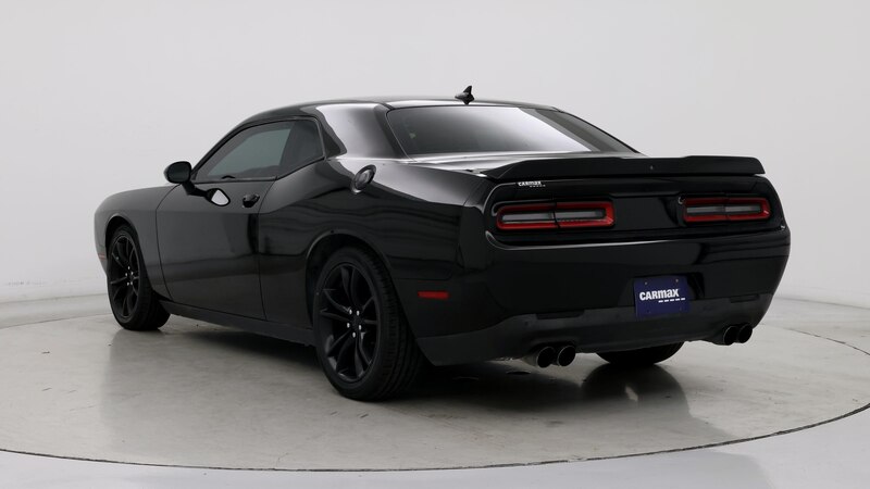 2016 Dodge Challenger SXT 2