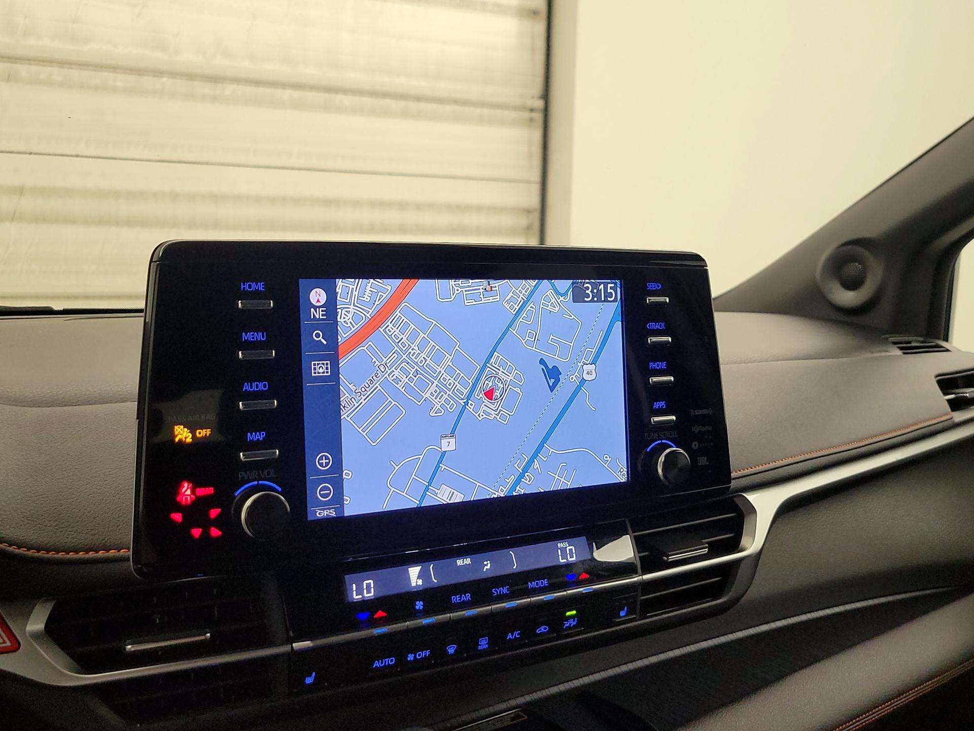 Thumbnail: 2024 Toyota Sienna - 14