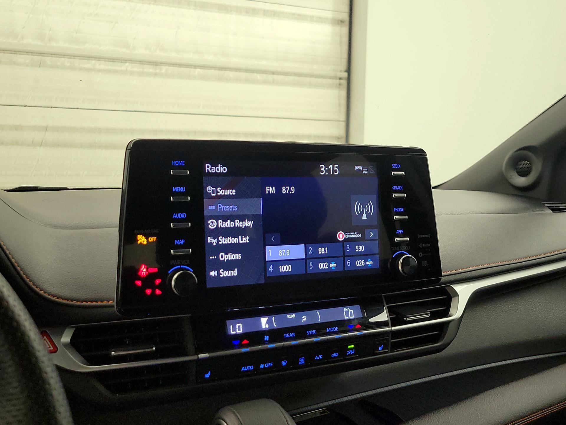 Thumbnail: 2024 Toyota Sienna - 16