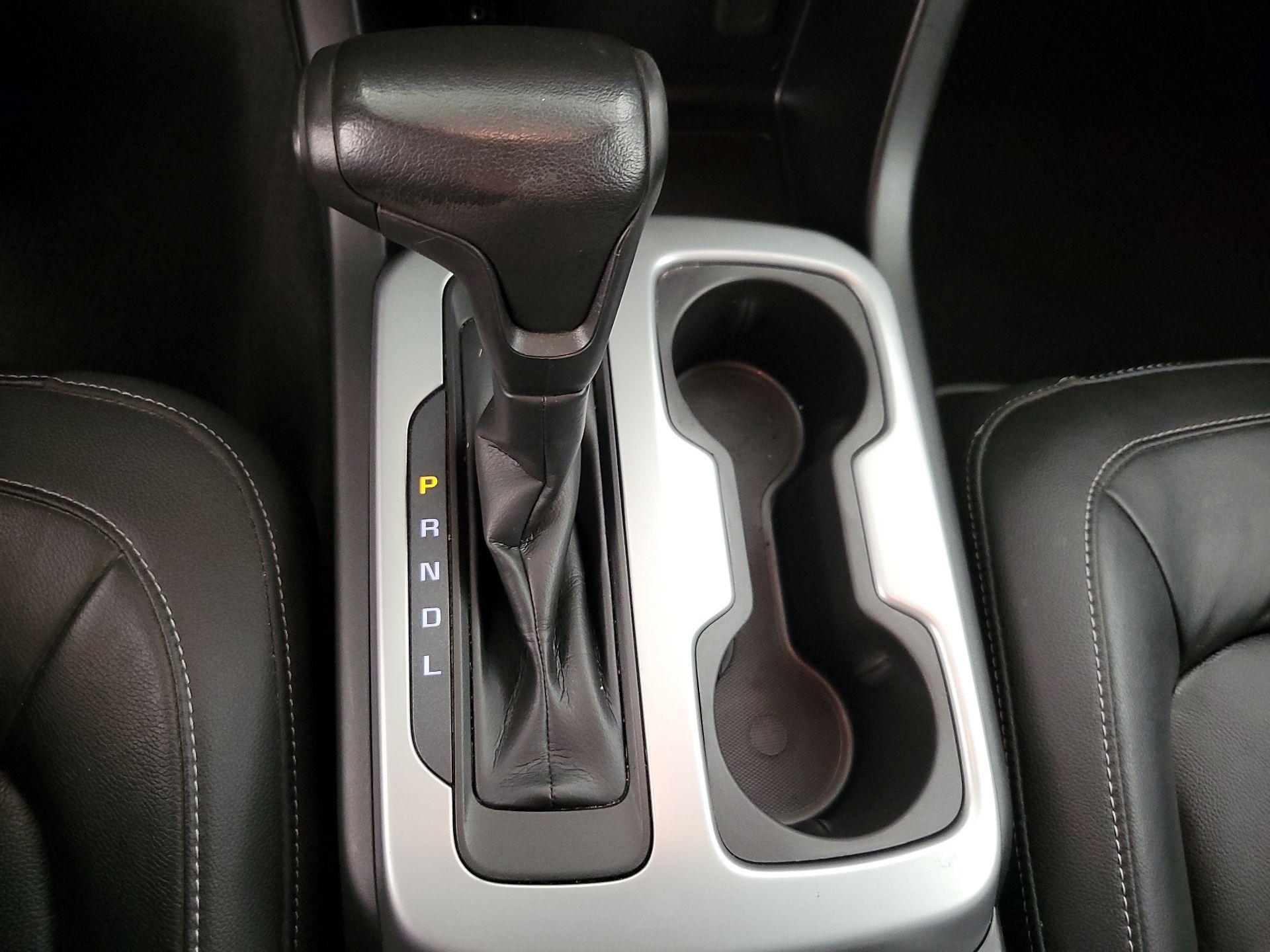 Thumbnail: 2021 Chevrolet Colorado - 17