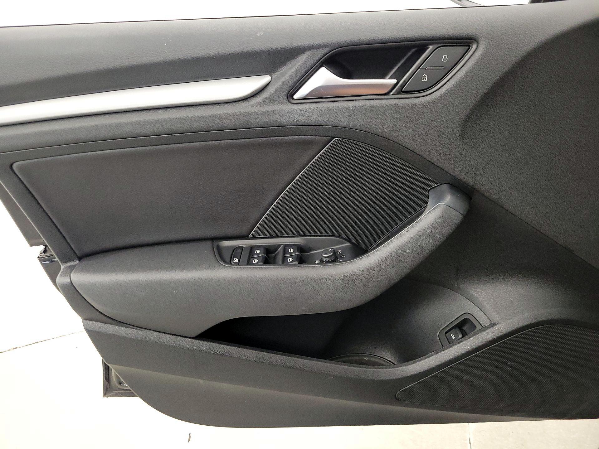 Thumbnail: 2015 Audi A3 - 12
