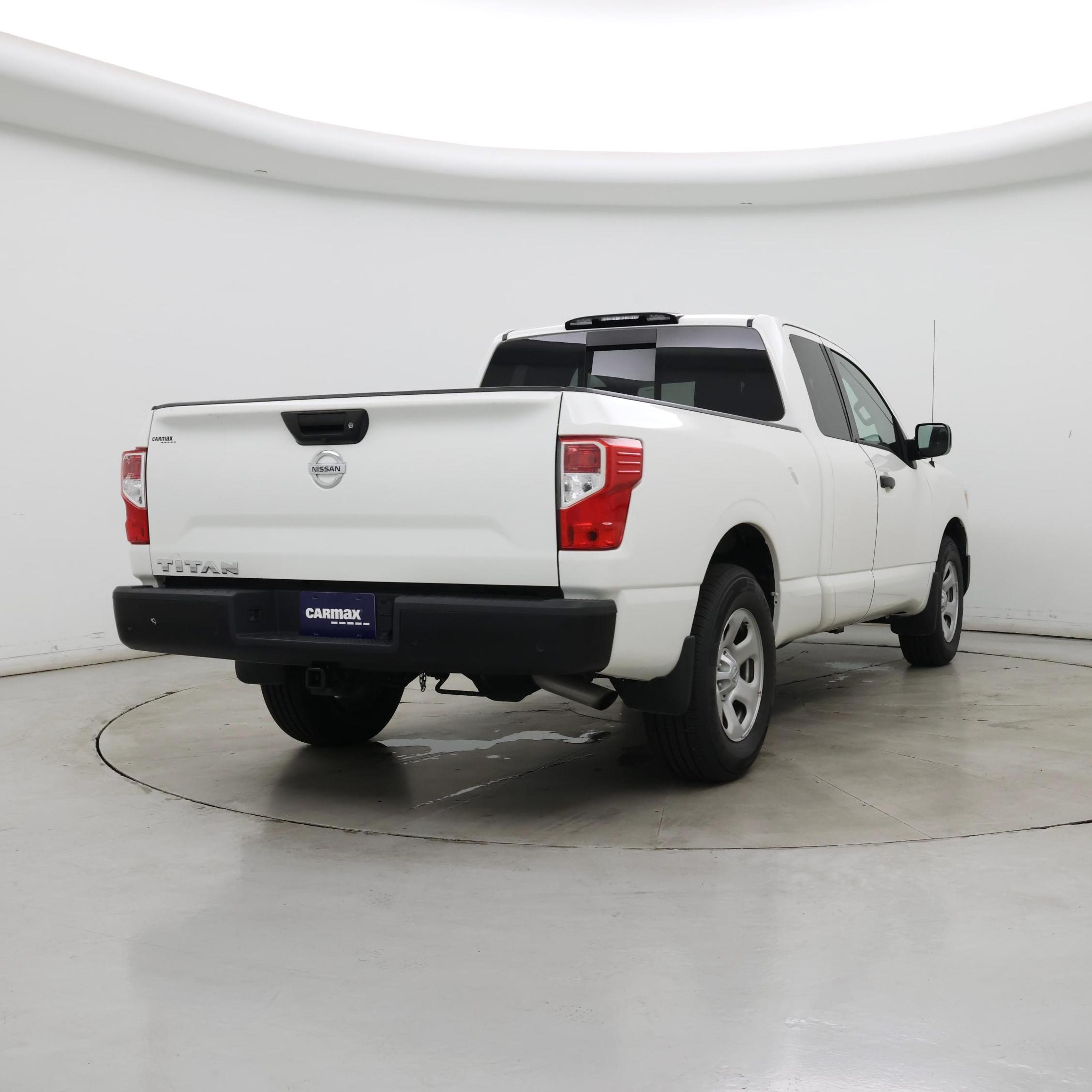 Thumbnail: 2021 Nissan Titan - 8