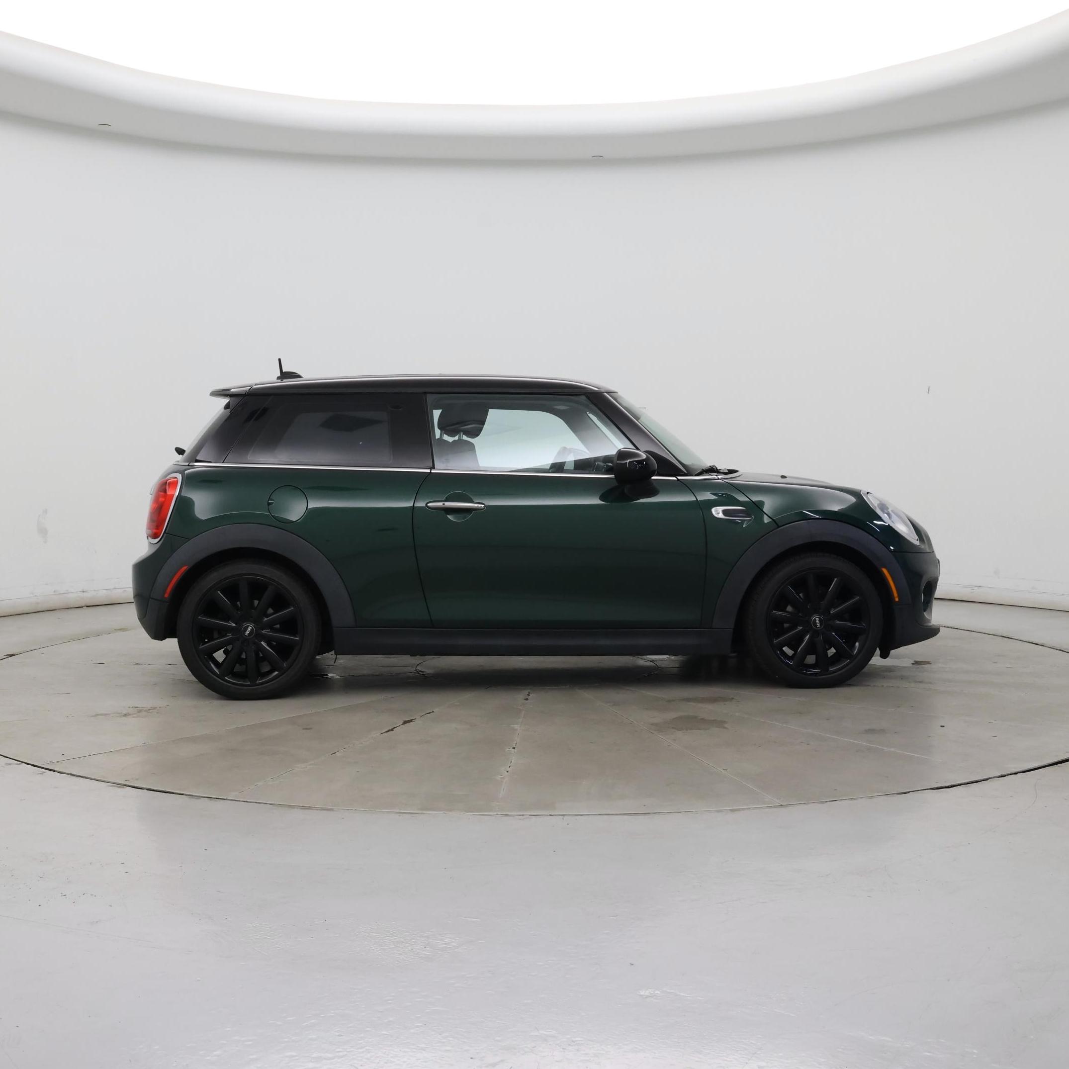 Thumbnail: 2015 MINI Cooper Hardtop - 7