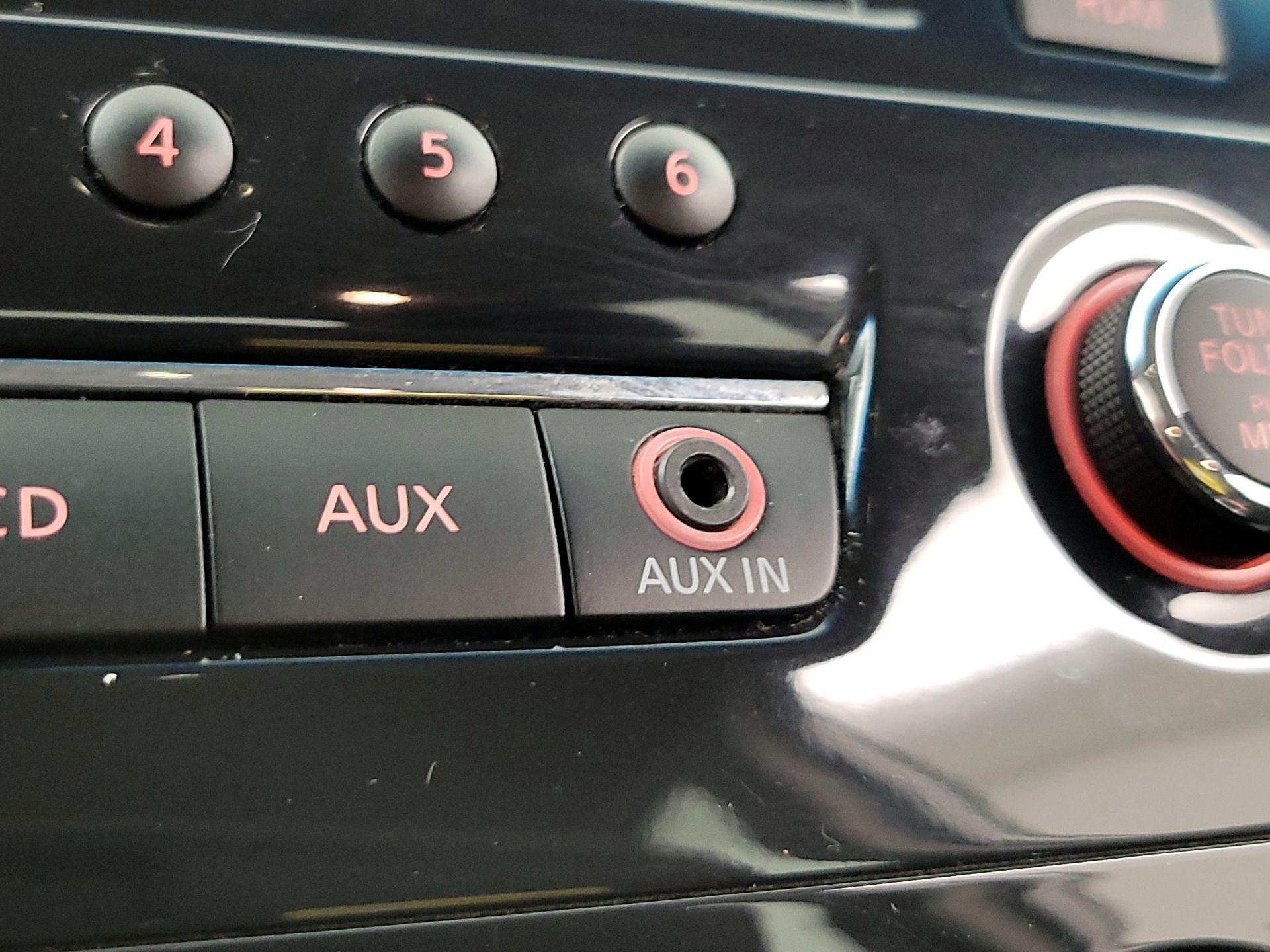 Thumbnail: 2015 Nissan Altima - 17