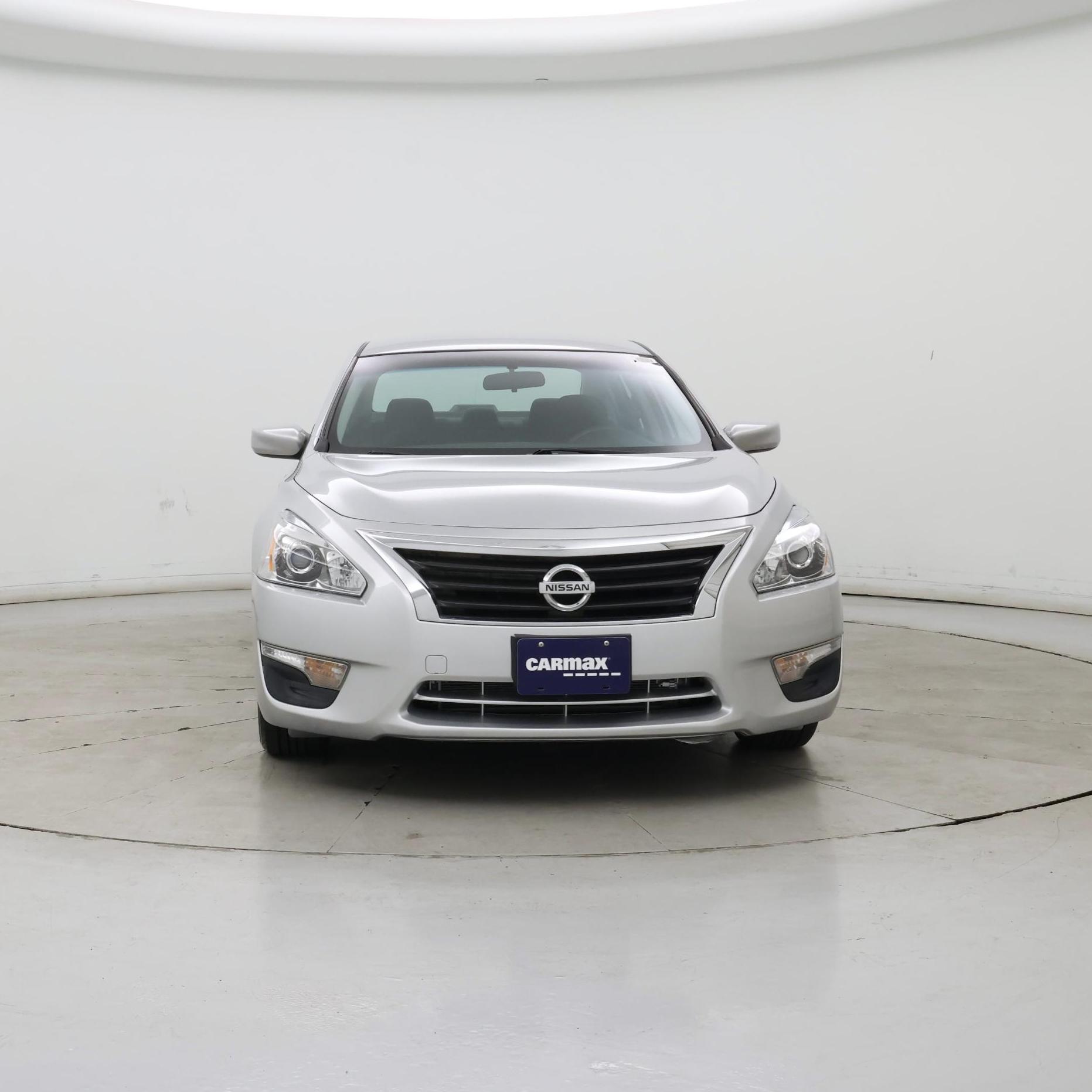 Thumbnail: 2015 Nissan Altima - 5