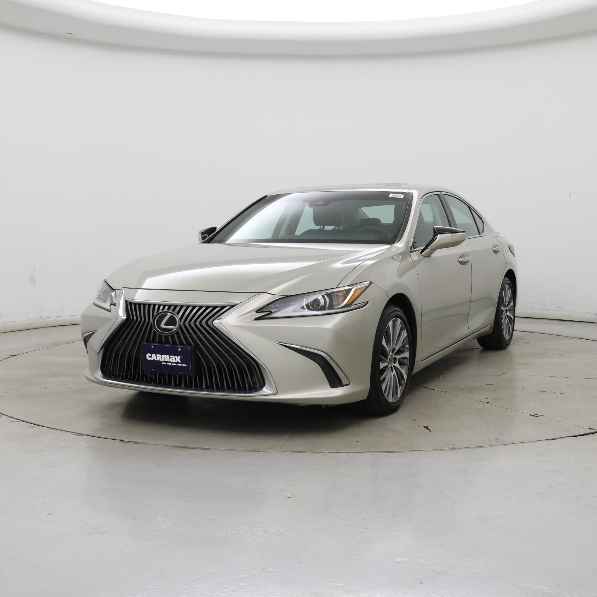 Thumbnail: 2020 Lexus ES - 4