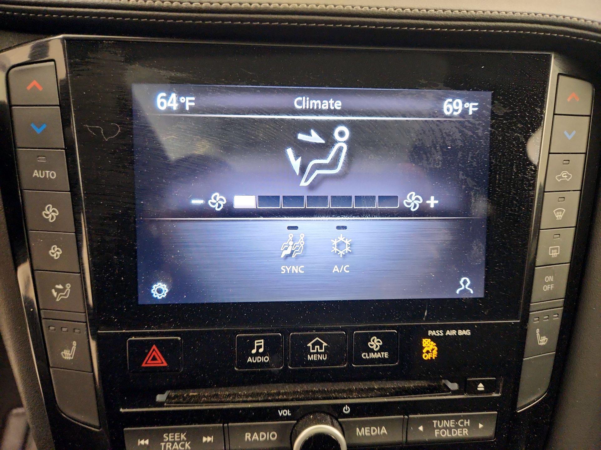 Thumbnail: 2021 INFINITI QX50 - 16
