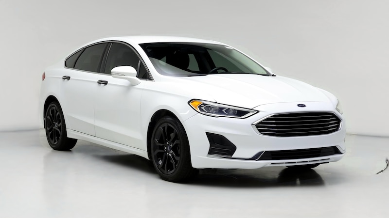 2019 Ford Fusion SEL Hero Image