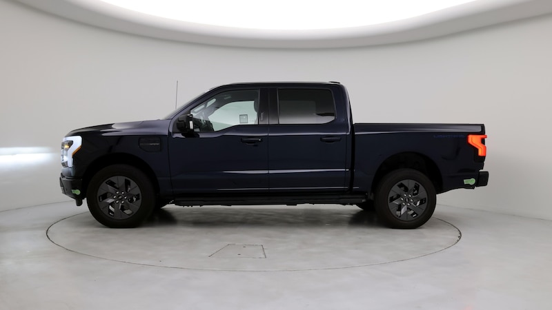 2022 Ford F-150 Lightning Lariat 3