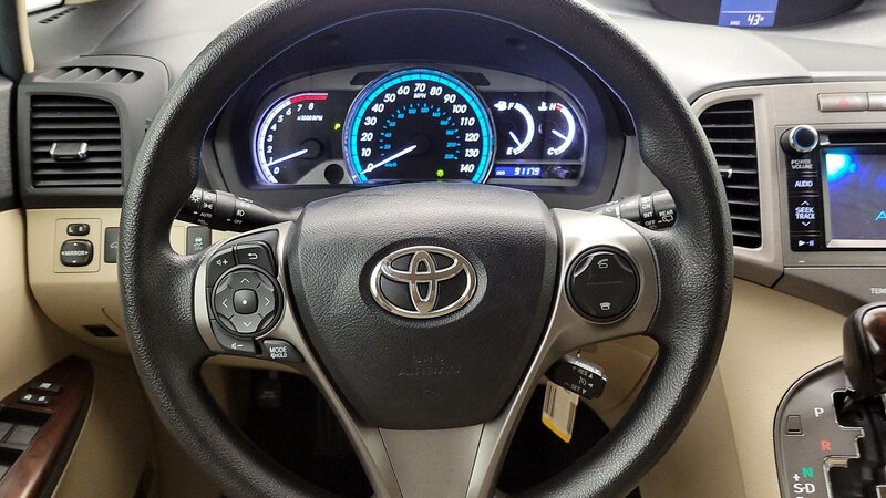 2013 Toyota Venza LE 10