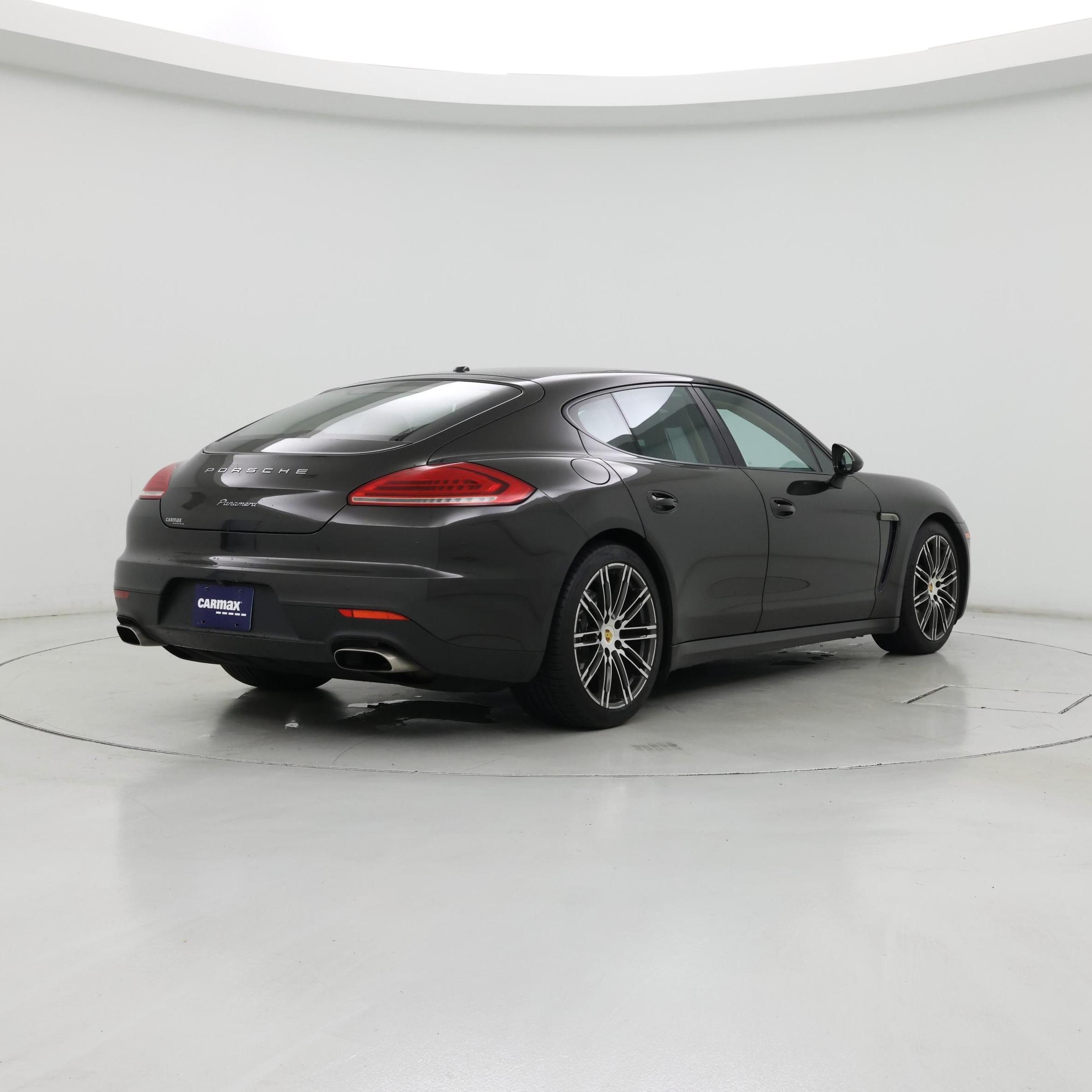 Thumbnail: 2016 Porsche Panamera - 8